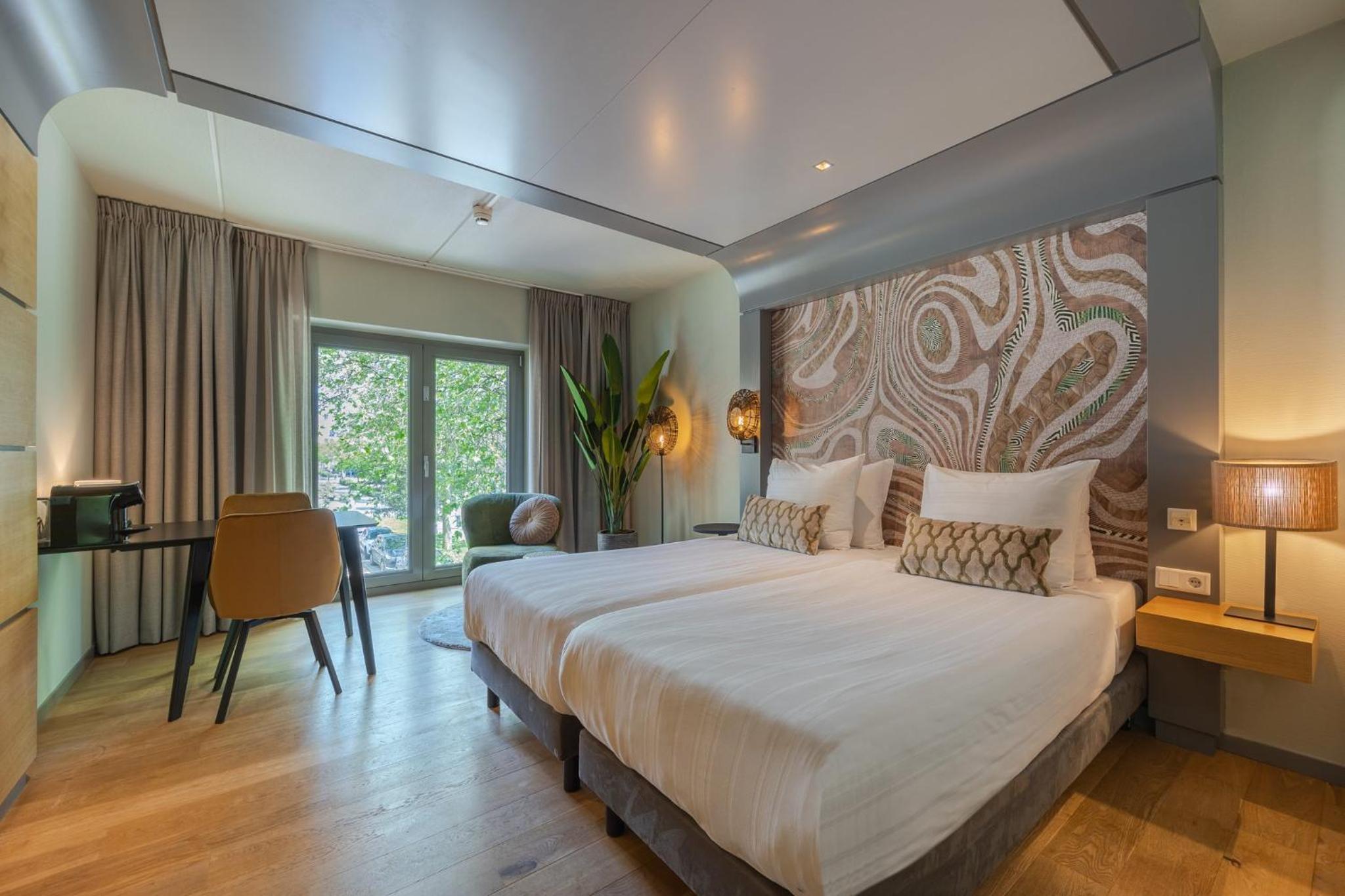 Breda Vacations - Leonardo Hotel Breda City Center - Property Image 1