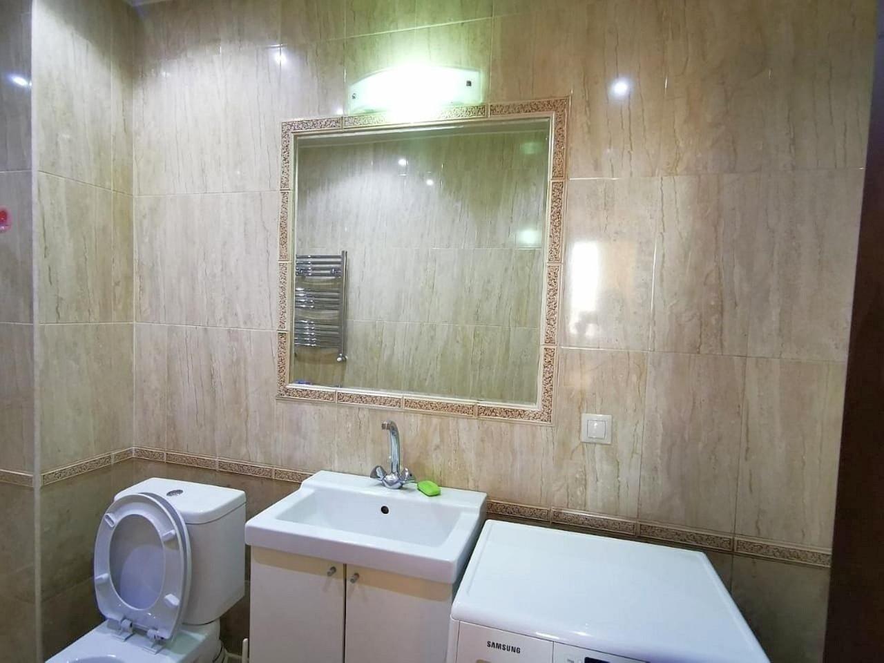 Luxury Spacious 2Bedroom +Balcony Near Opera and Northern Avenue, Middle Of Center