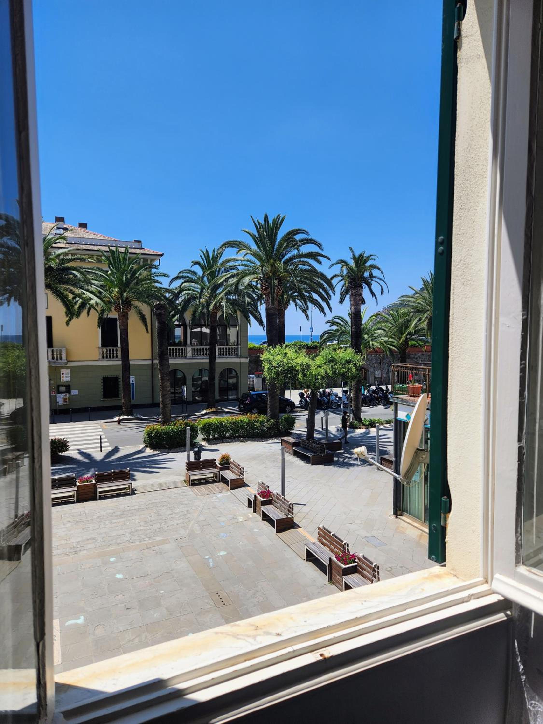 Monilia Apartments