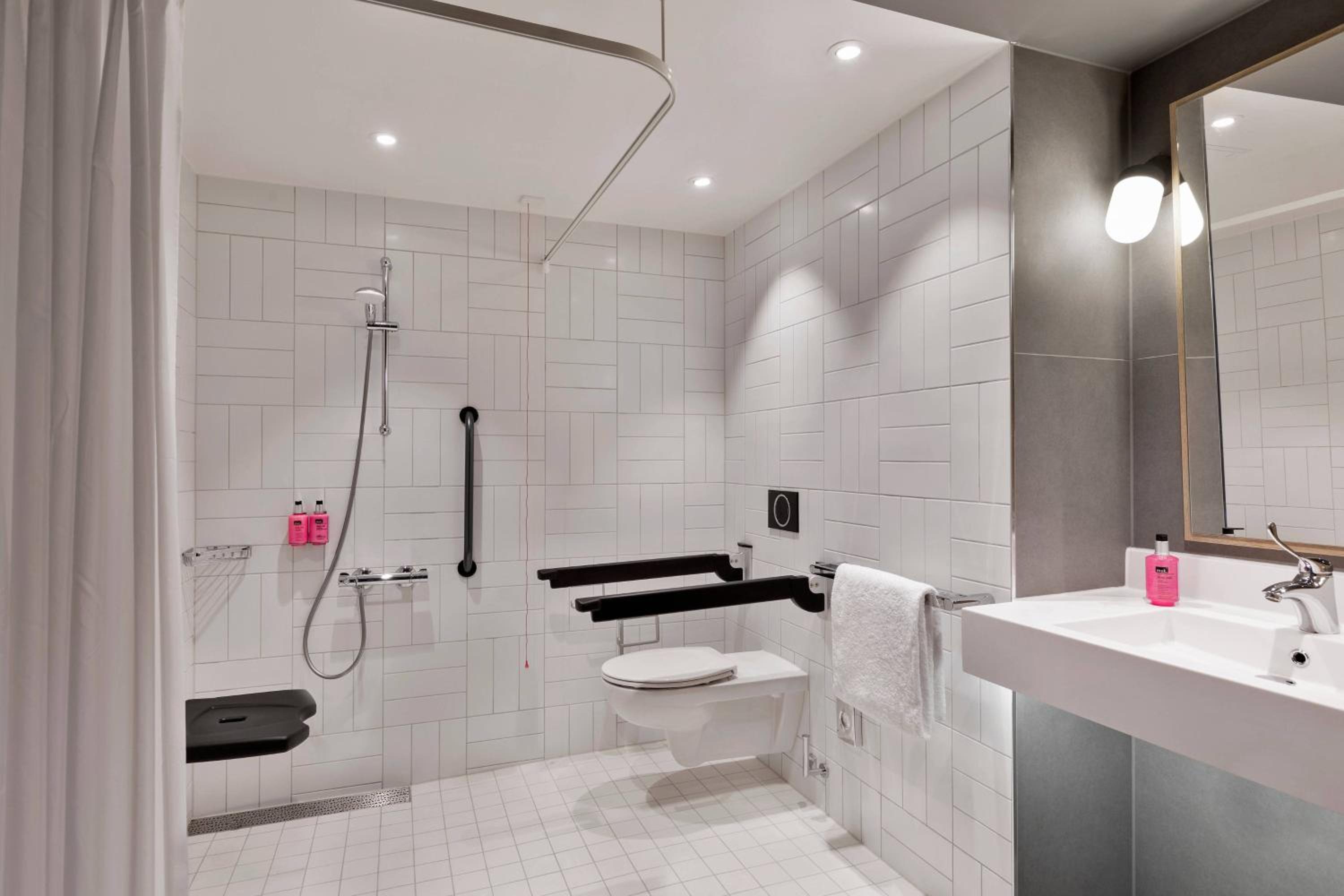 Bergen Vacations - Moxy Bergen - Property Image 15
