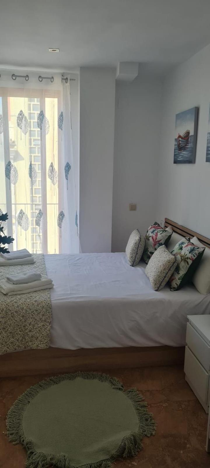 Aparthotel Mediterráneo by NeoHotels-Centro 8 min by Metro
