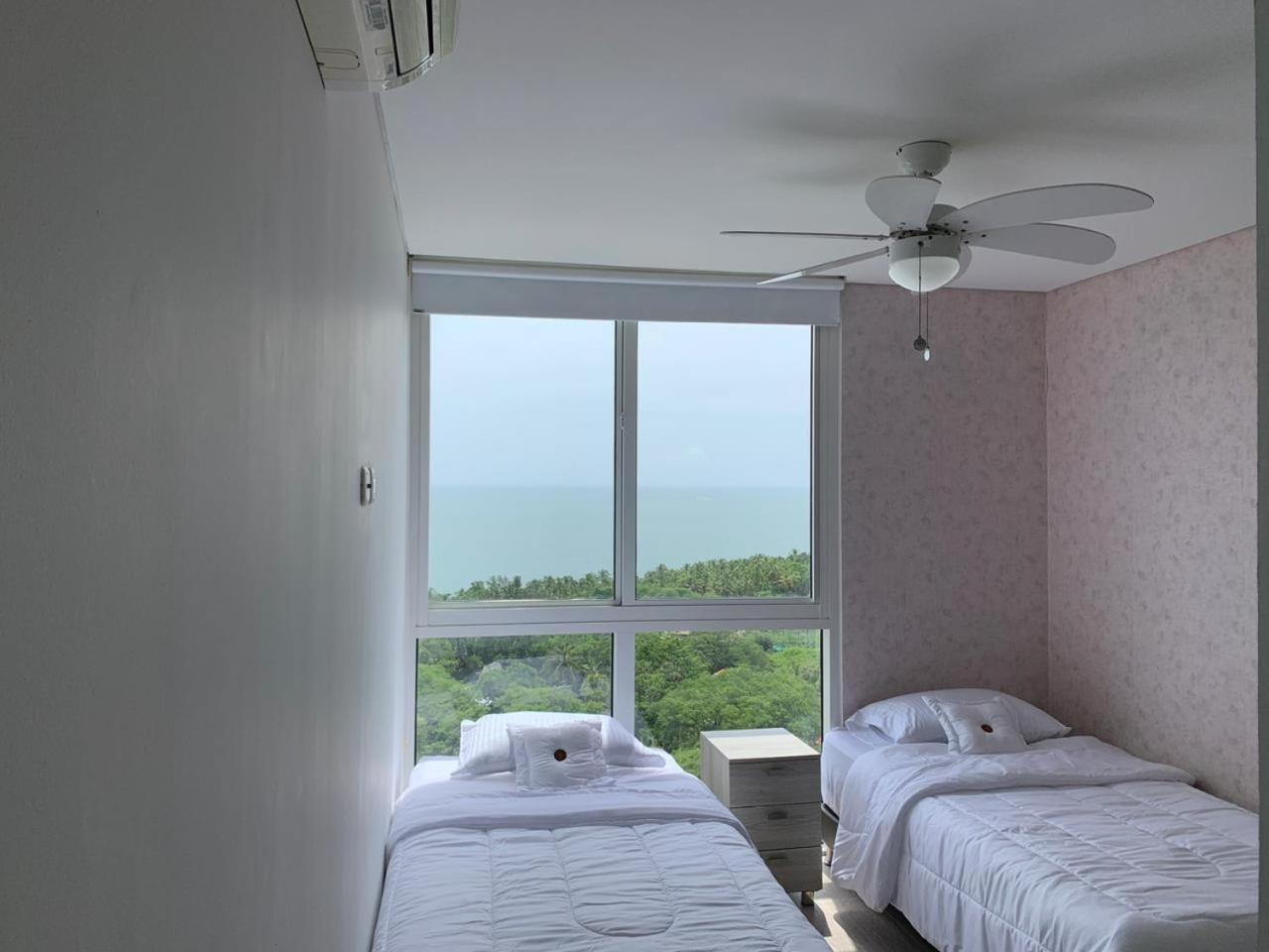 Amazing Penthouse ZAZUE