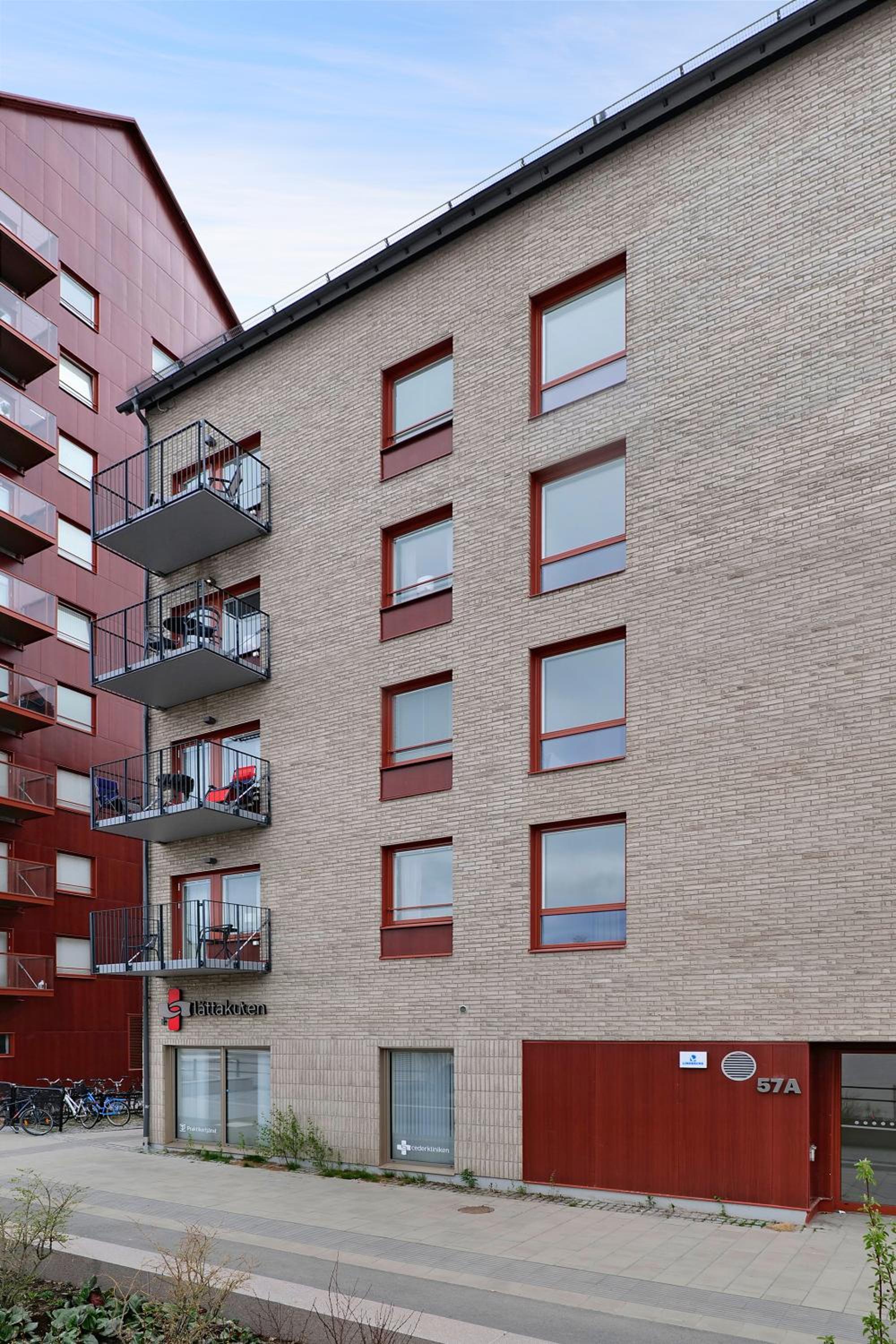 Guestly Homes - 3BR Modern Apartment view 5