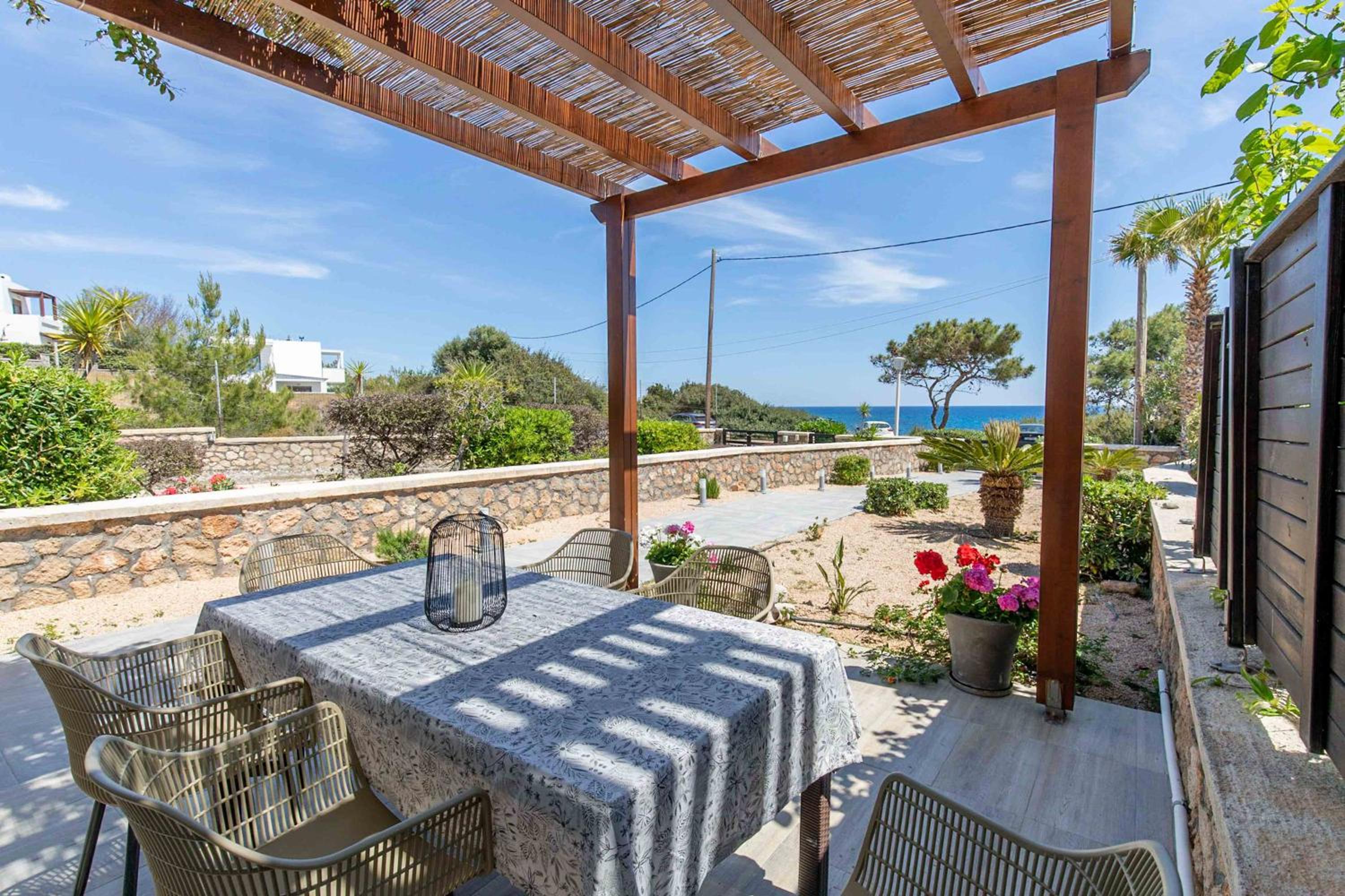 Villa Sunrise by the Sea