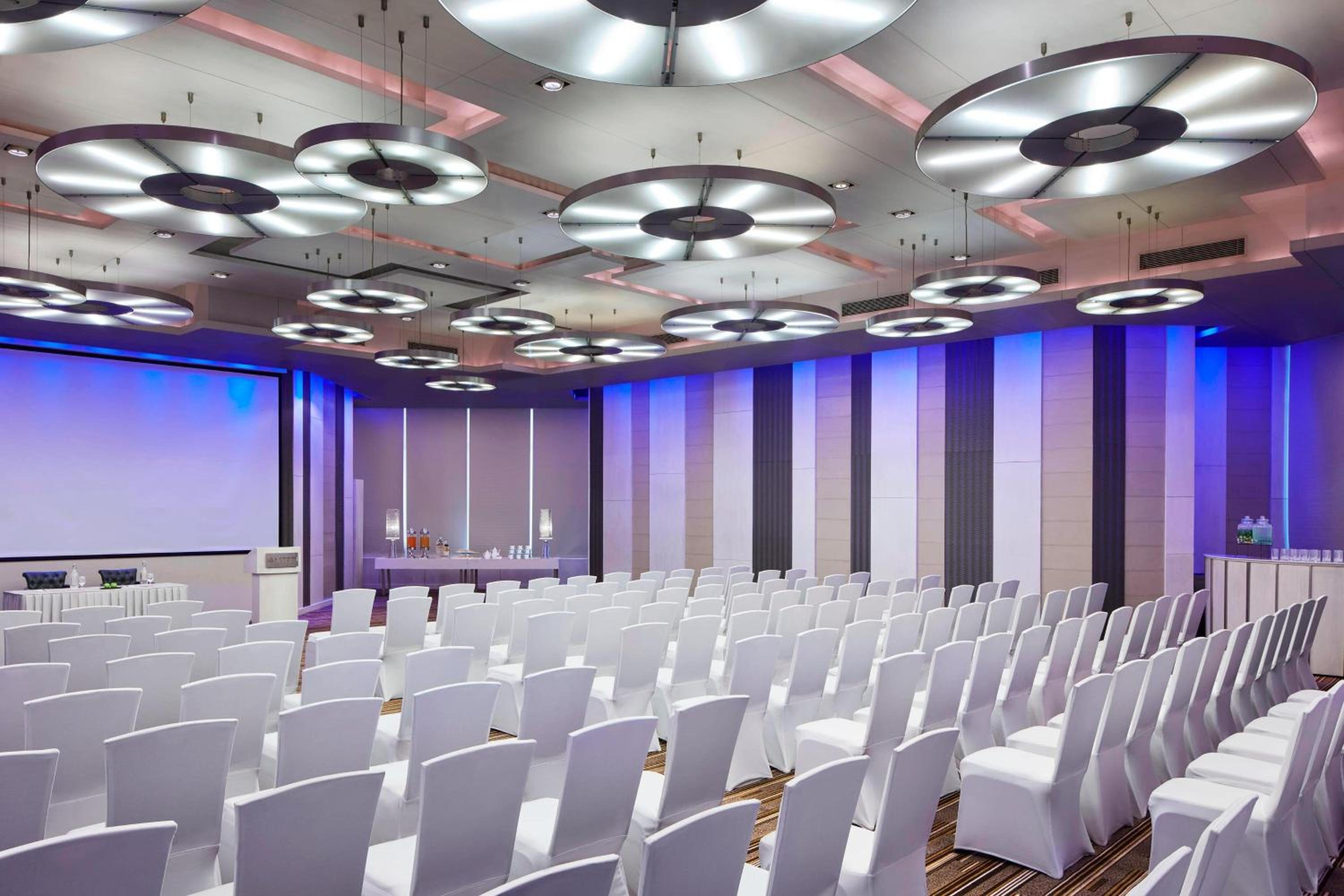 Le Meridien New Delhi