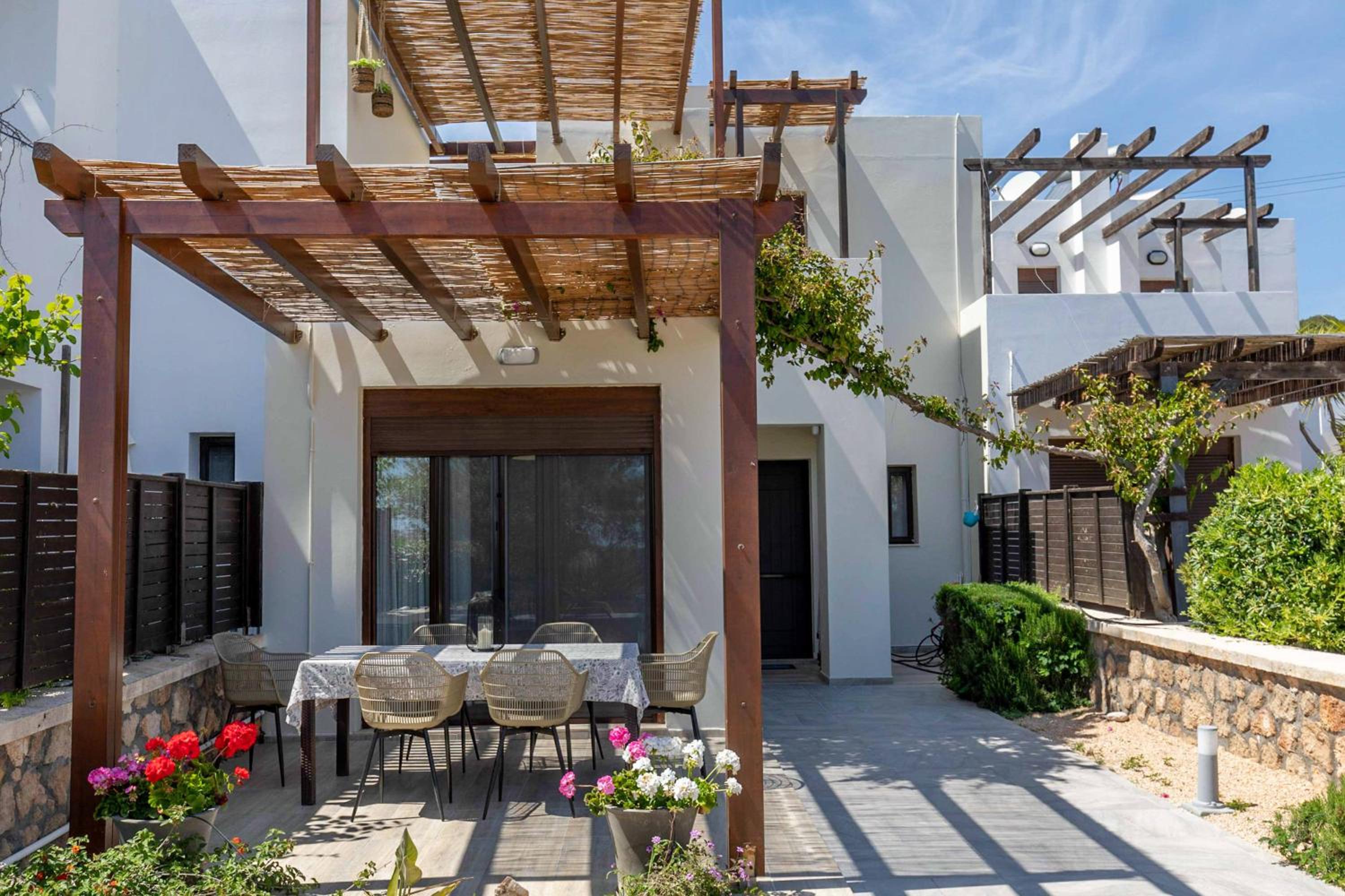 Villa Sunrise by the Sea