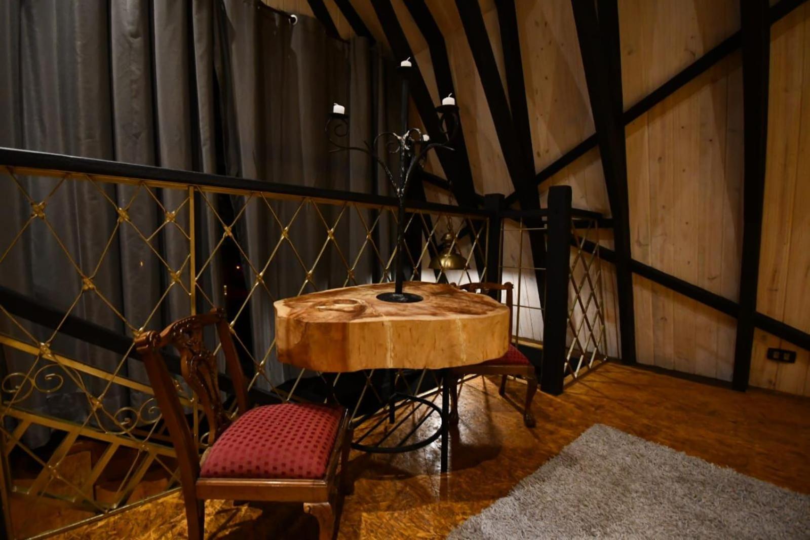 Art Lodge