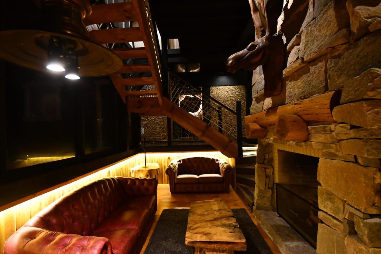 Art Lodge