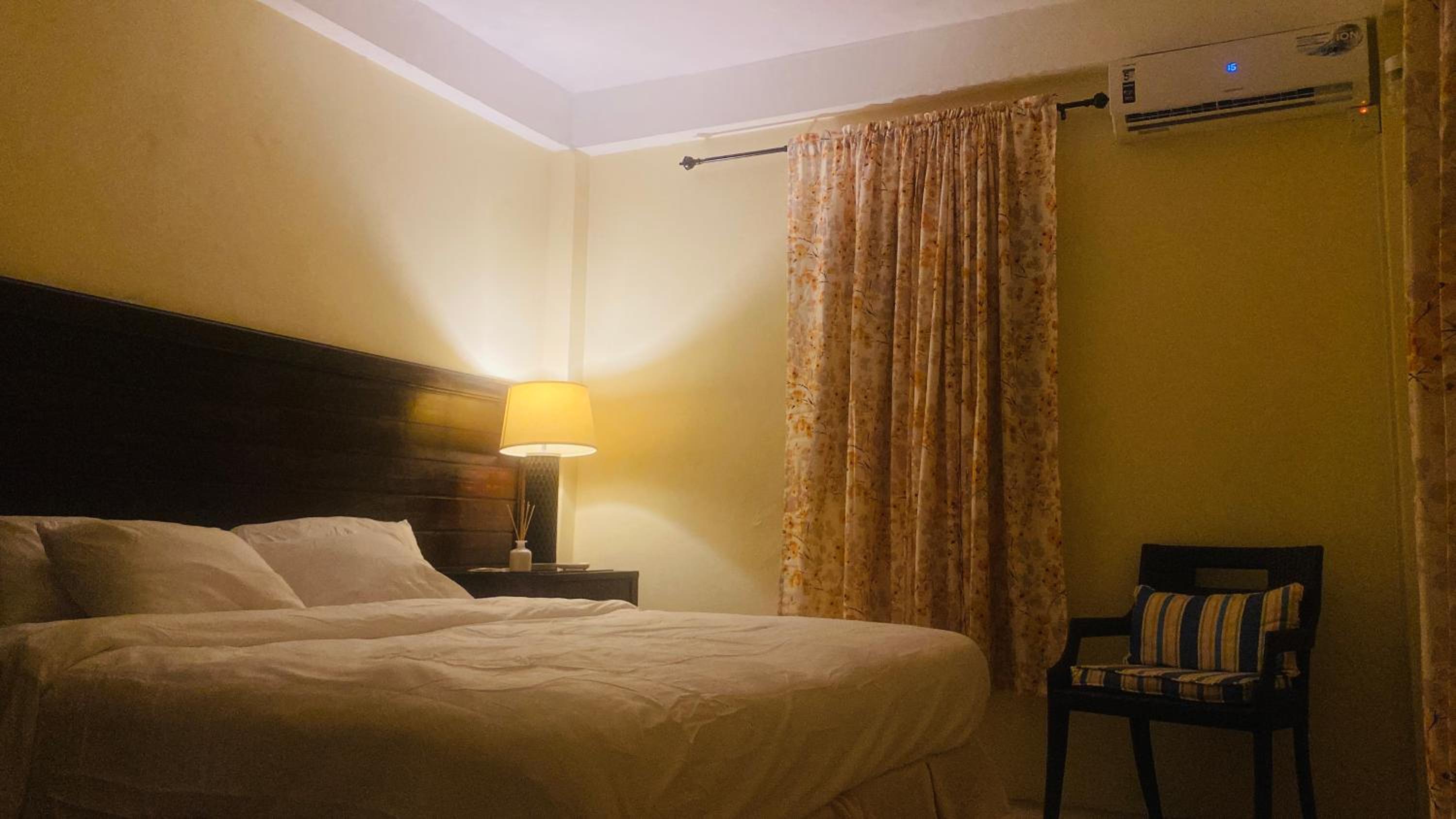 Palm Grove Apartment