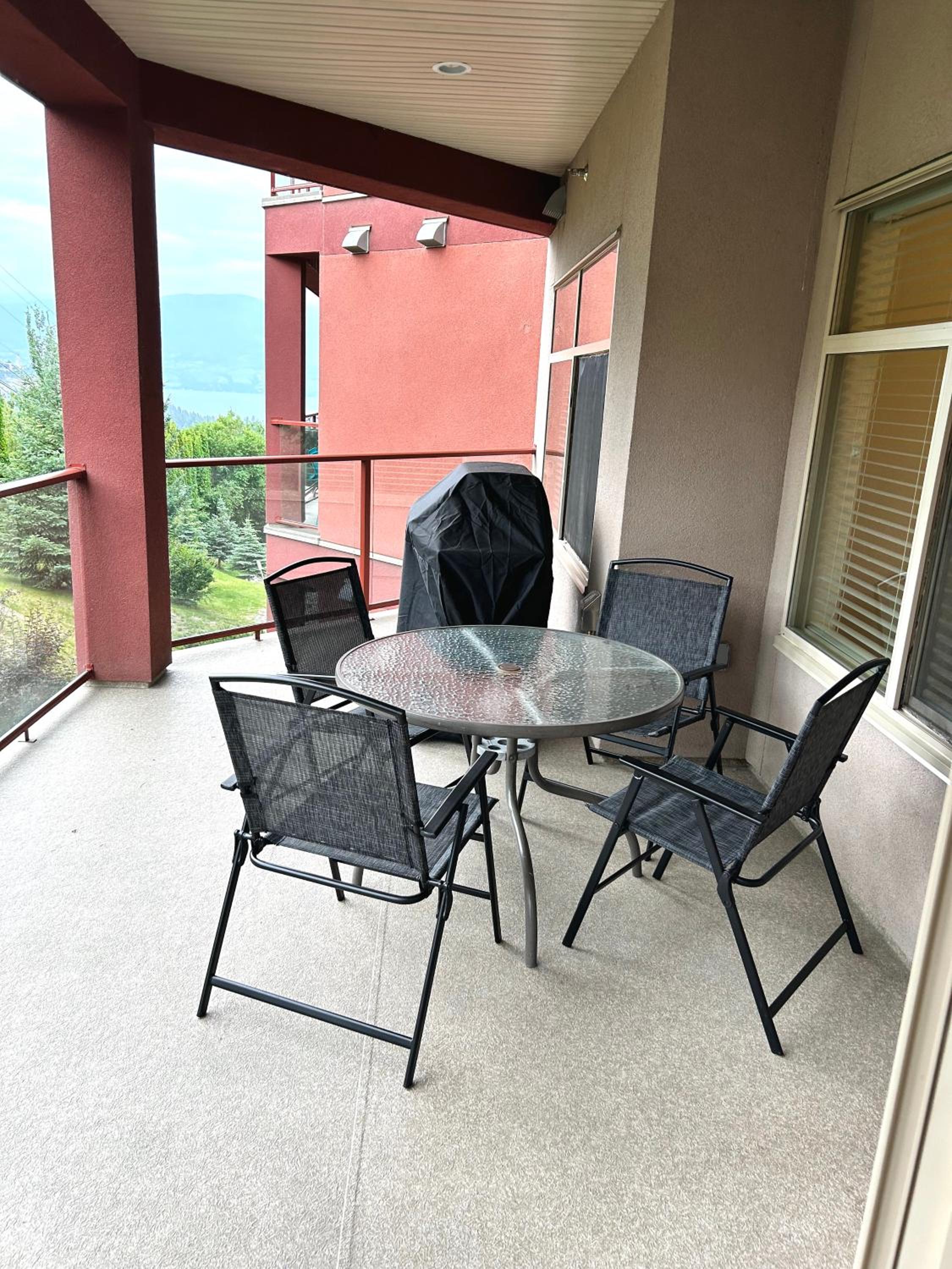 Stay In The Okanagan - Copper Sky, West Kelowna