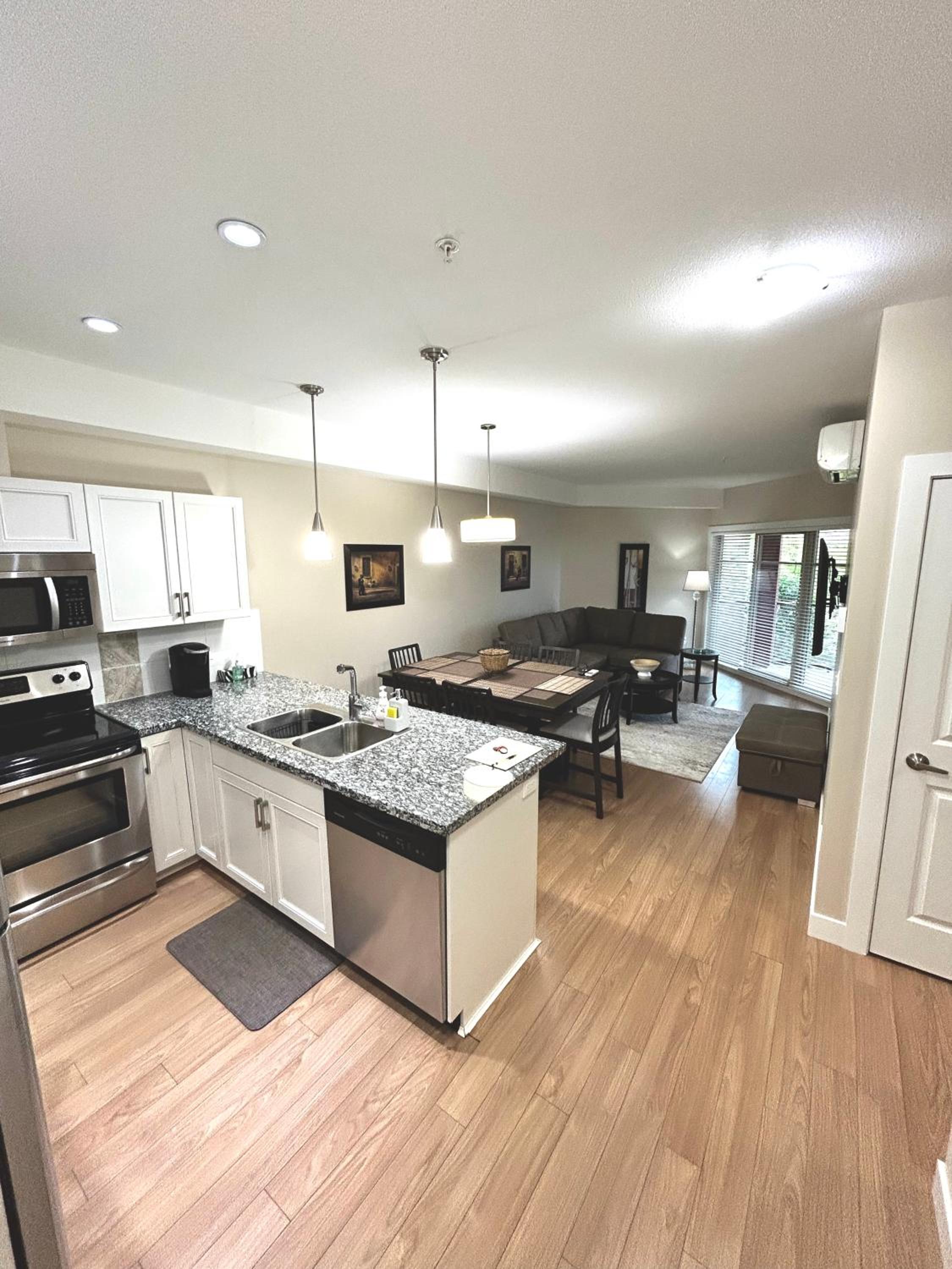 Stay In The Okanagan - Copper Sky, West Kelowna - Image 2