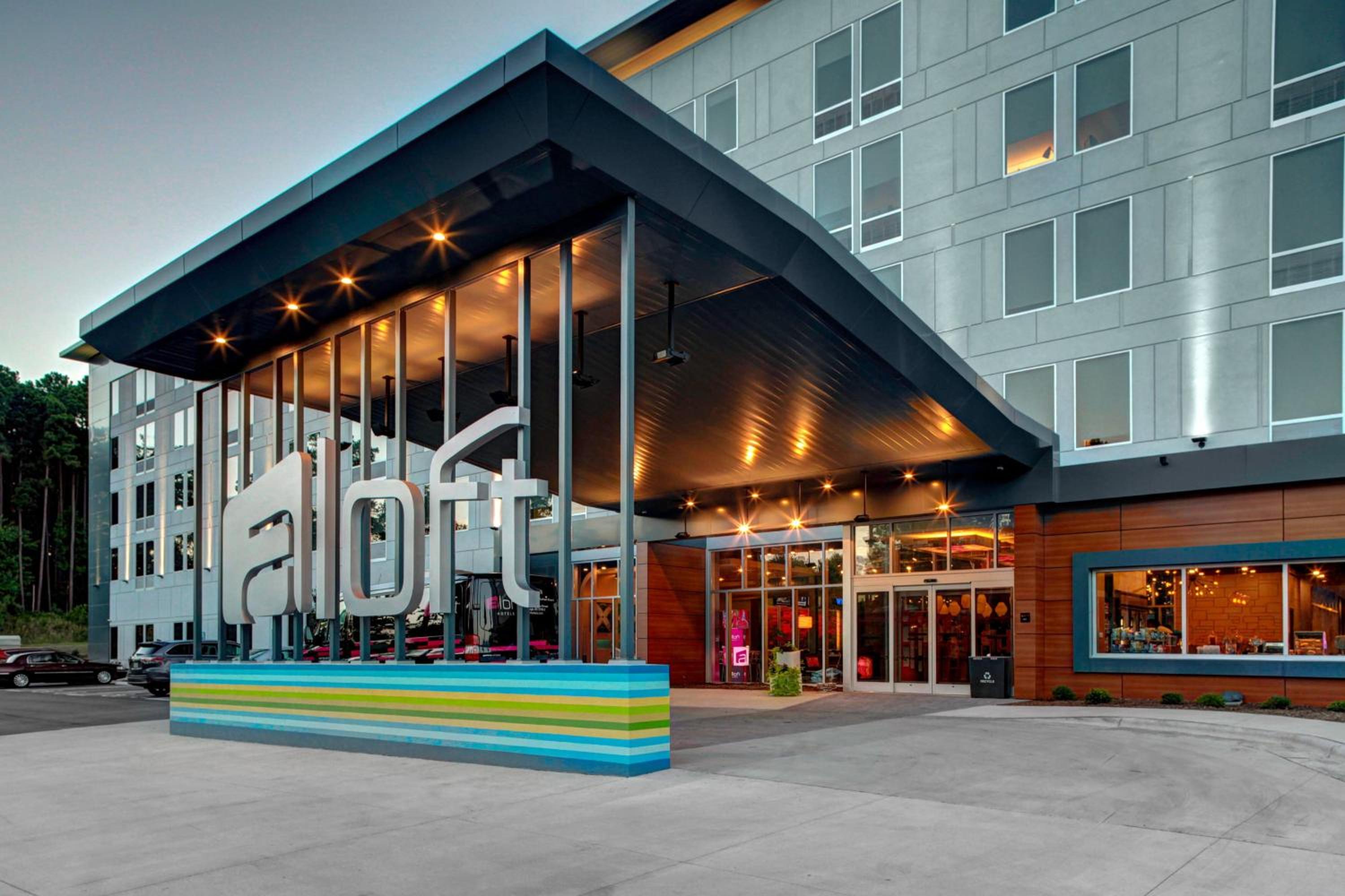 Raleigh Vacations - Aloft Raleigh Durham Airport Brier Creek - Property Image 16