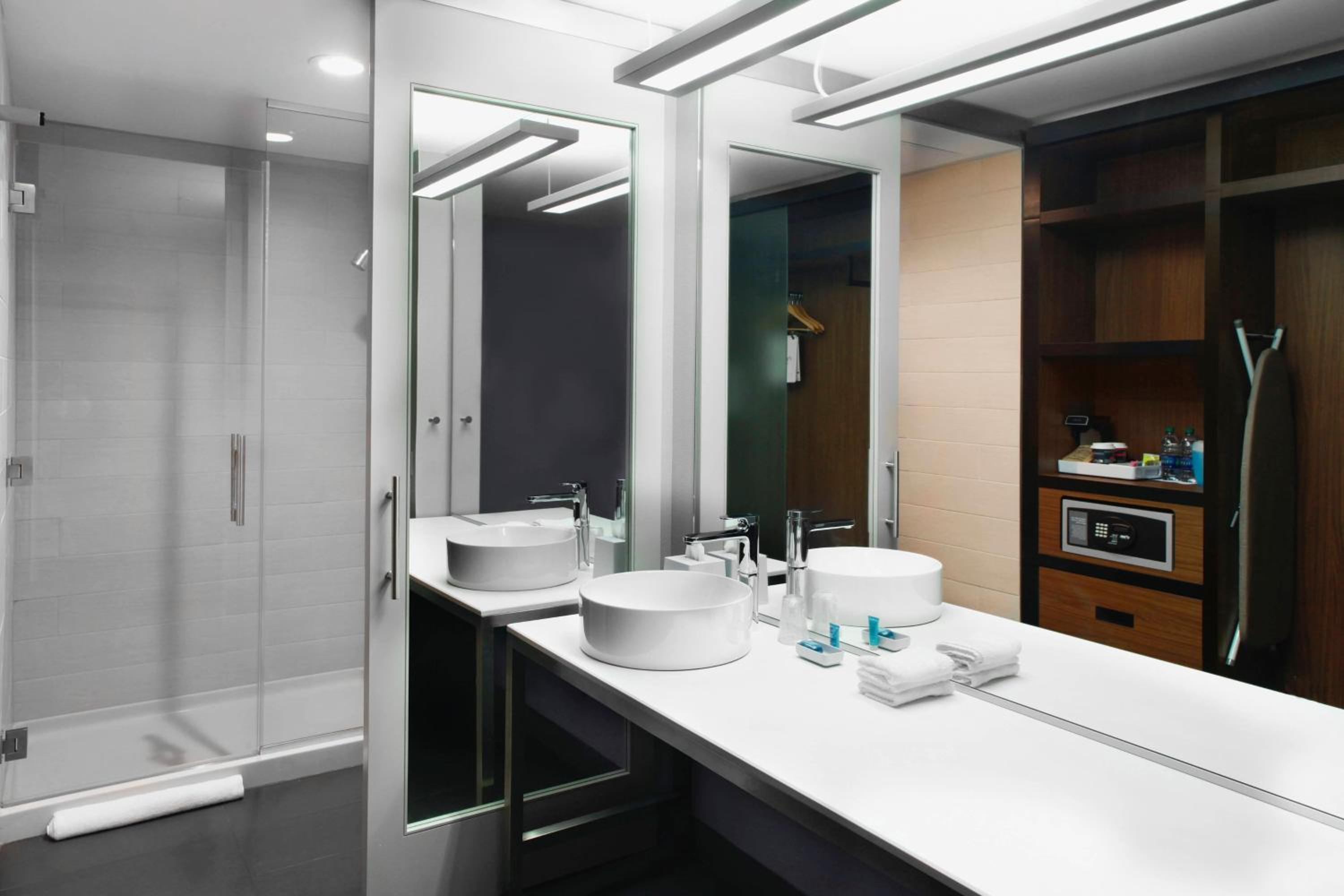 Raleigh Vacations - Aloft Raleigh Durham Airport Brier Creek - Property Image 8