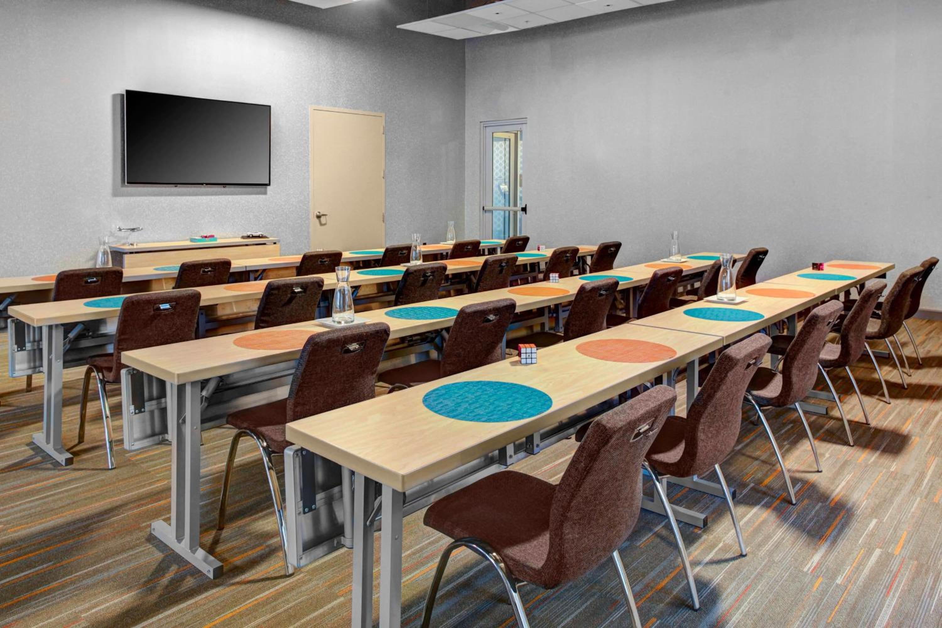 Raleigh Vacations - Aloft Raleigh Durham Airport Brier Creek - Property Image 24