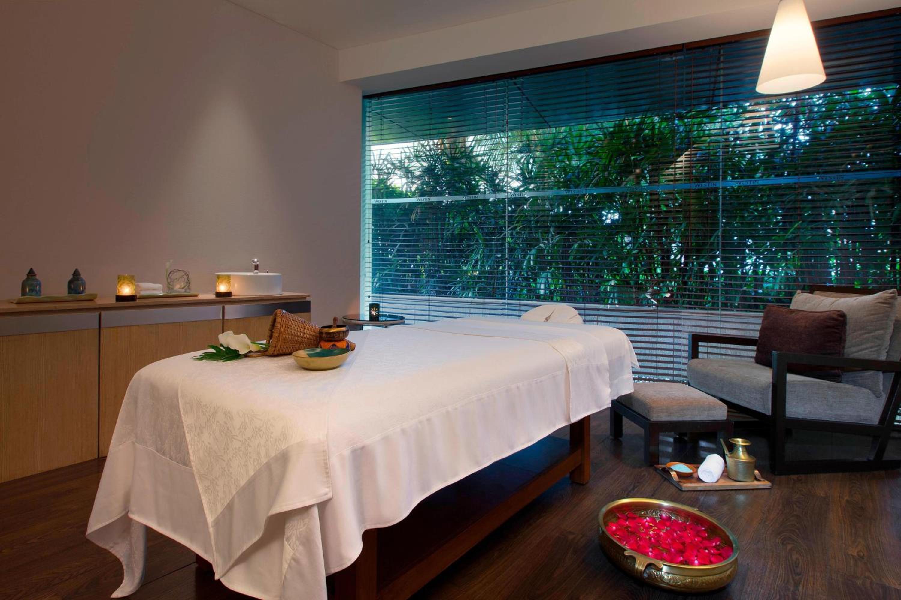 Mumbai Vacations - The Westin Mumbai Garden City - Property Image 22