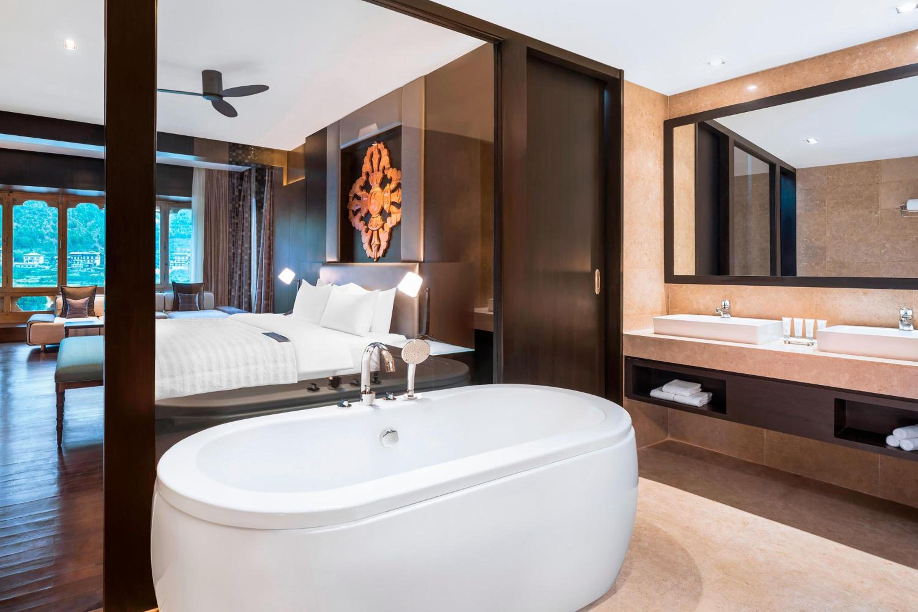 Le Meridien Paro Riverfront
