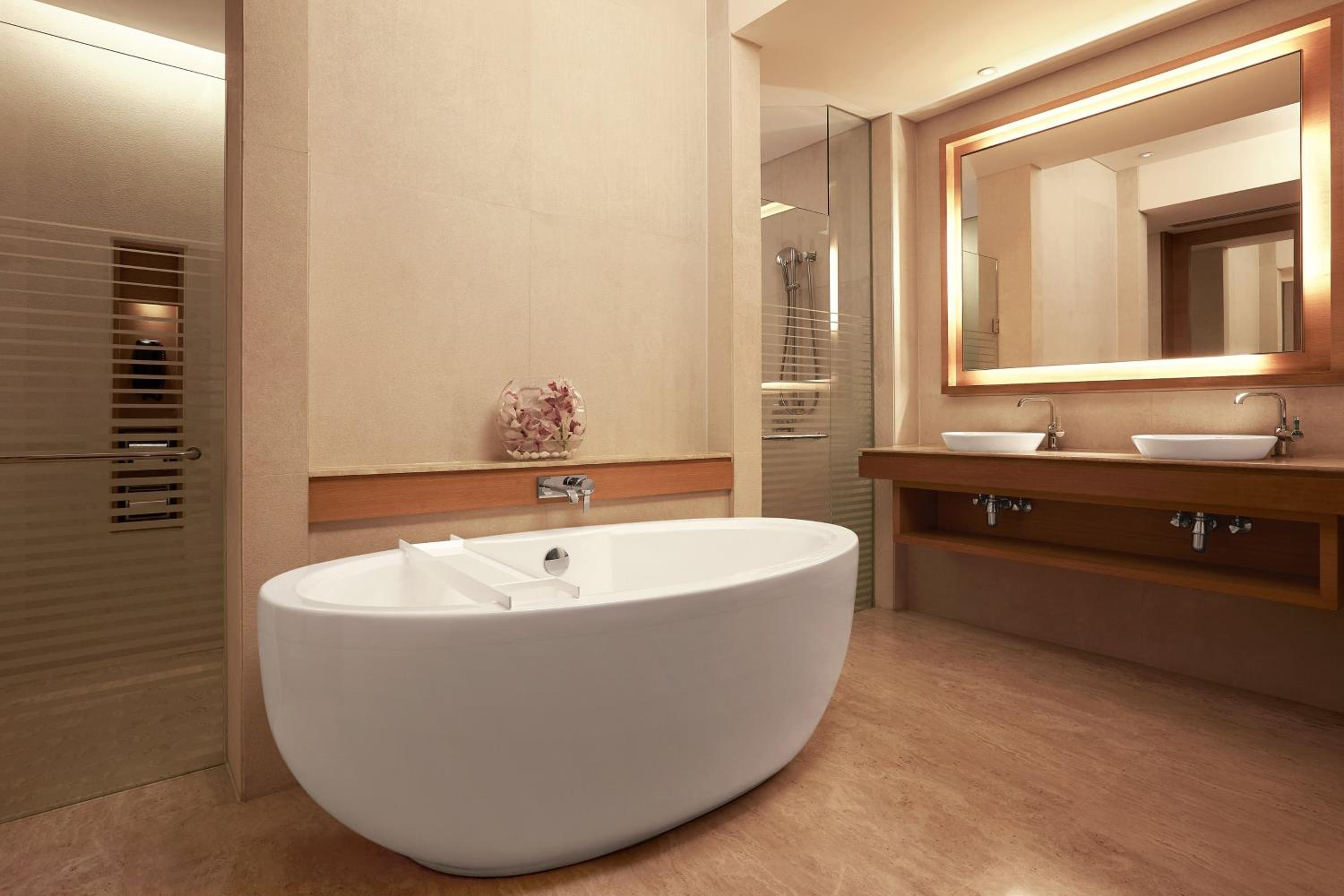 Mumbai Vacations - The Westin Mumbai Garden City - Property Image 6