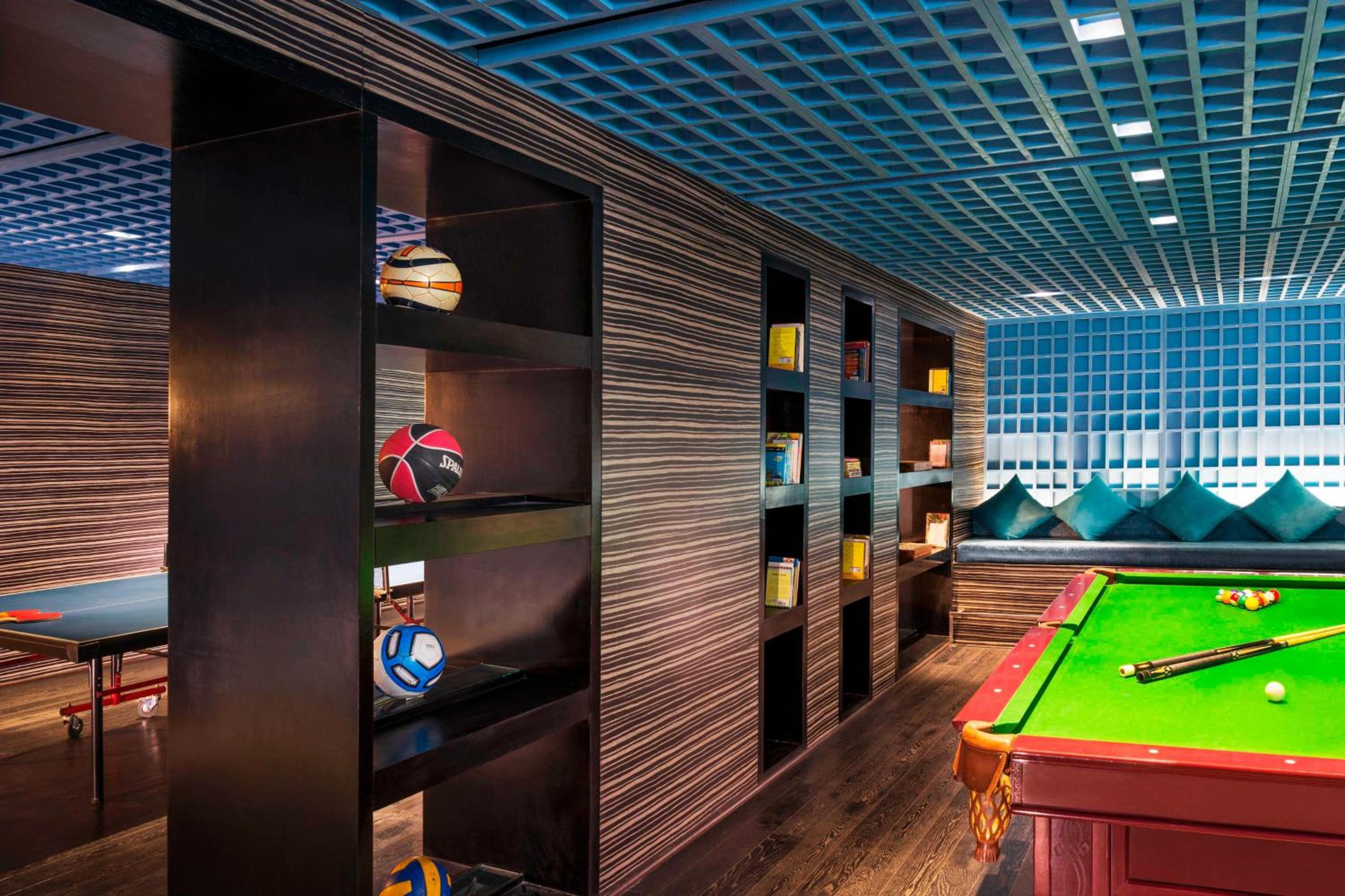 activities & amenities