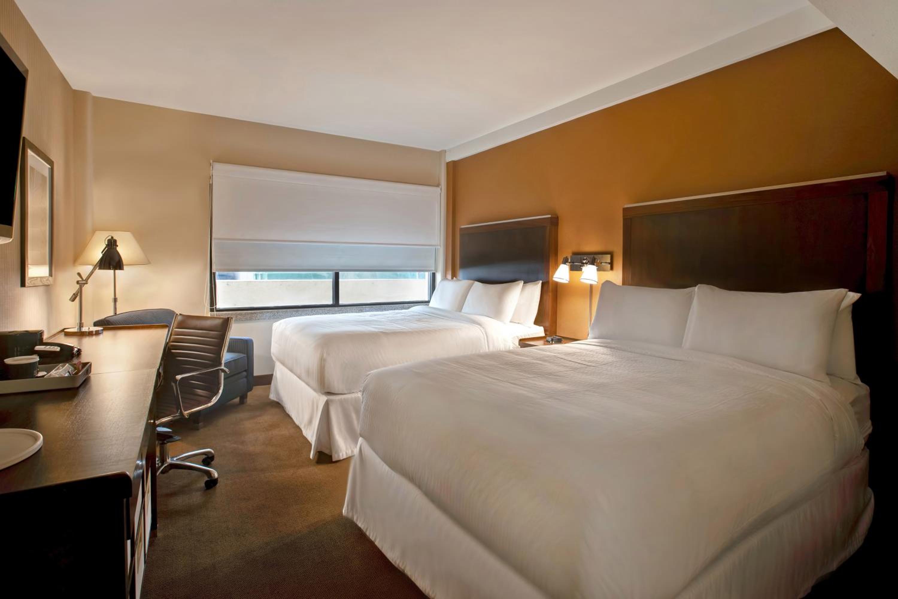 Peoria Vacations - Four Points by Sheraton Peoria - Property Image 2