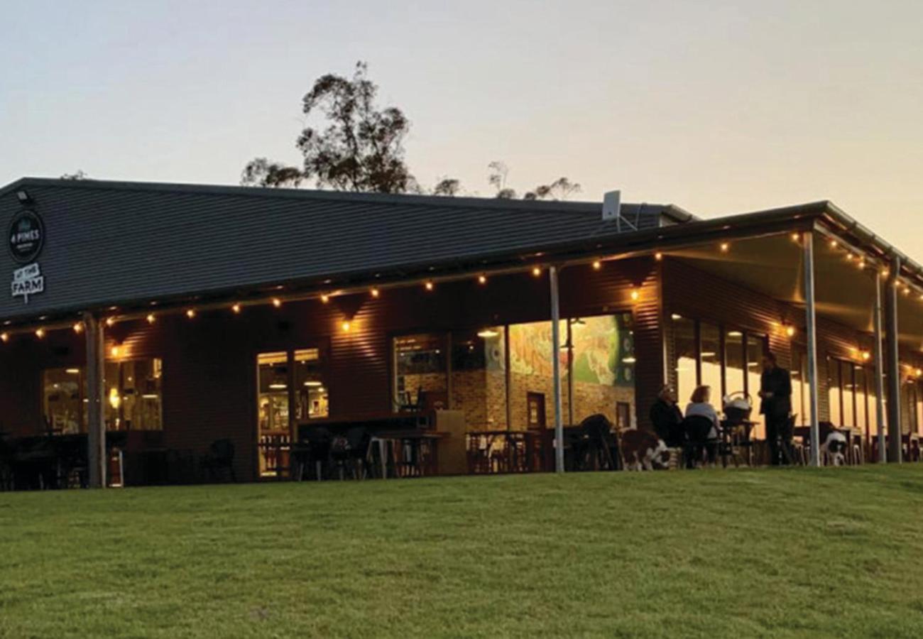 Hunter Valley Resort, Hunter Farm Adventure Centre & 4 Pines at the Farm