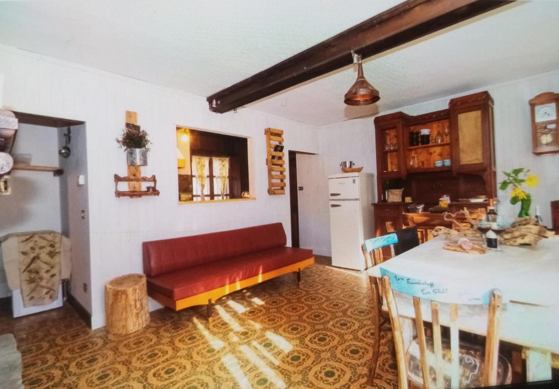 Casa delle foglie sussurranti