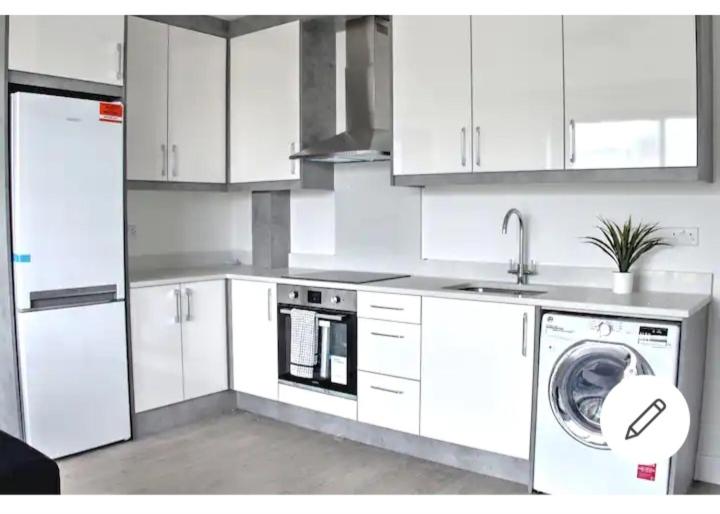 Flat 22, Spacious two bedroom apartment view 2