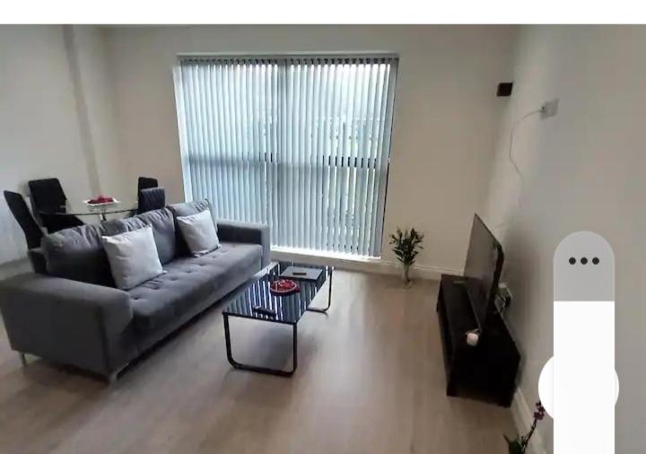 Flat 22, Spacious two bedroom apartment view 5
