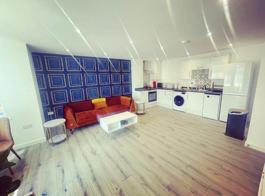 Oxford Vacations - The Chic Nexus Apartment 2023 New-Build - Property Image 27