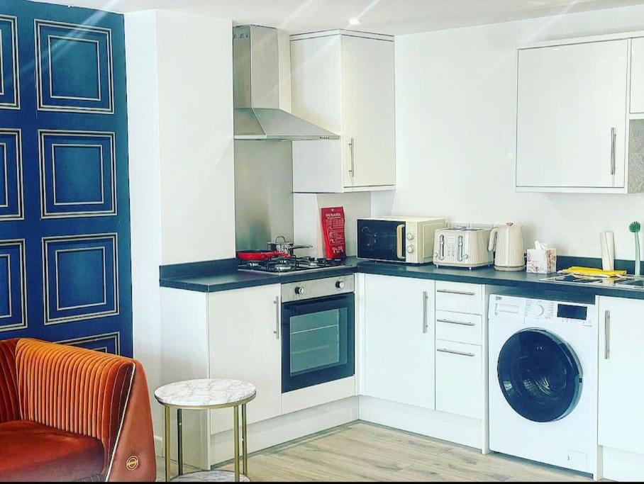 Oxford Vacations - The Chic Nexus Apartment 2023 New-Build - Property Image 23