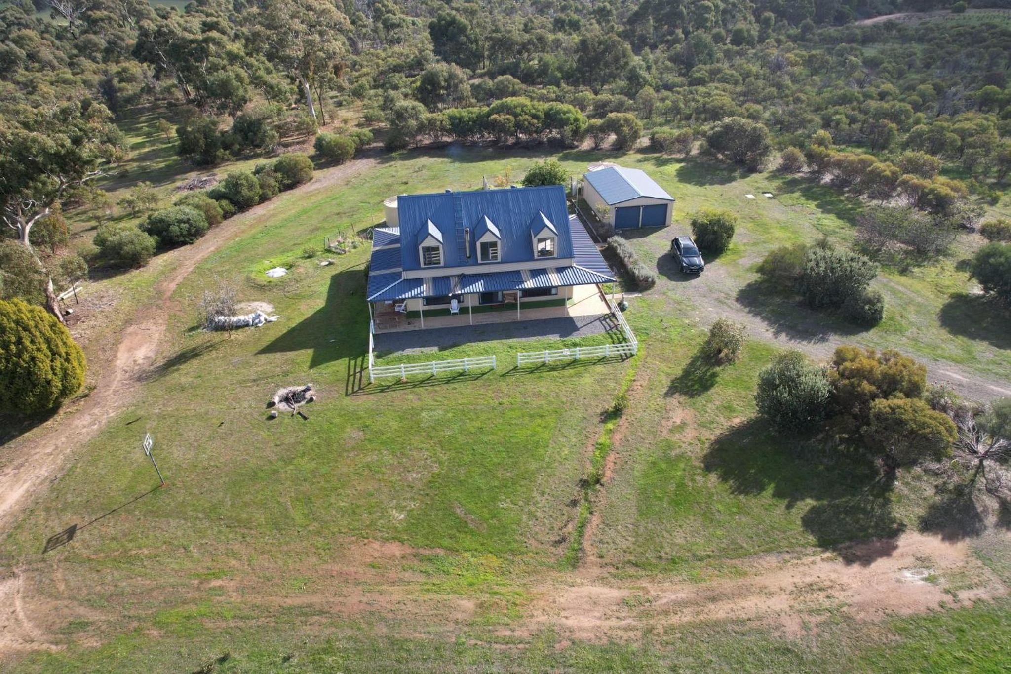 Morningside farm house with Mountian views...