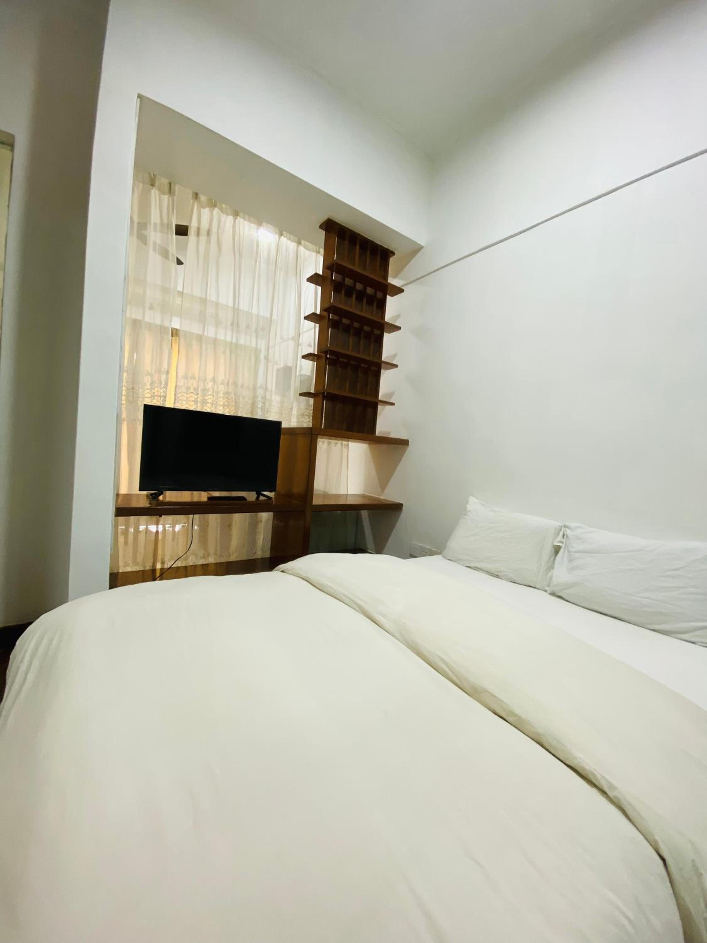 Peninsula Residences All Suite Hotel