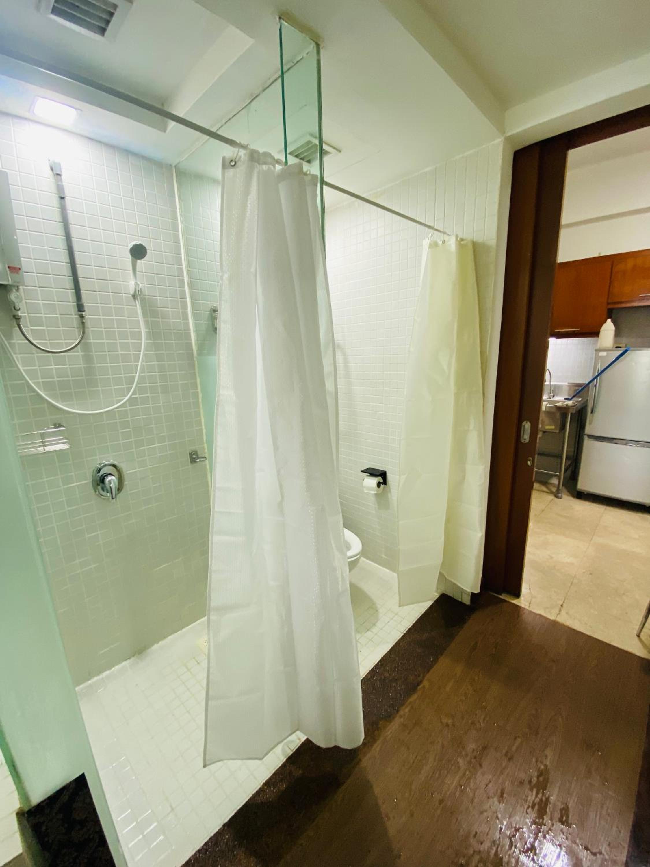 Peninsula Residences All Suite Hotel