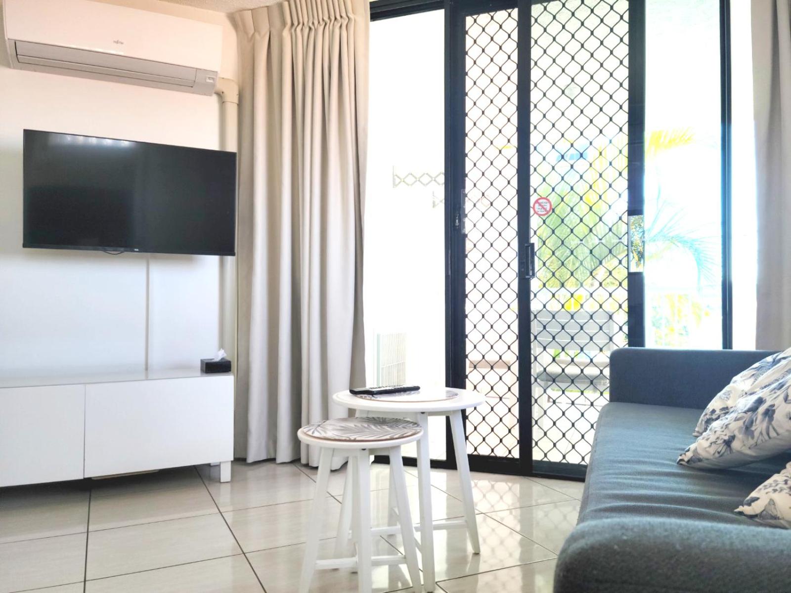 Mooloolab Beach Paradise 2 bedroom Unit - 350m from Beach