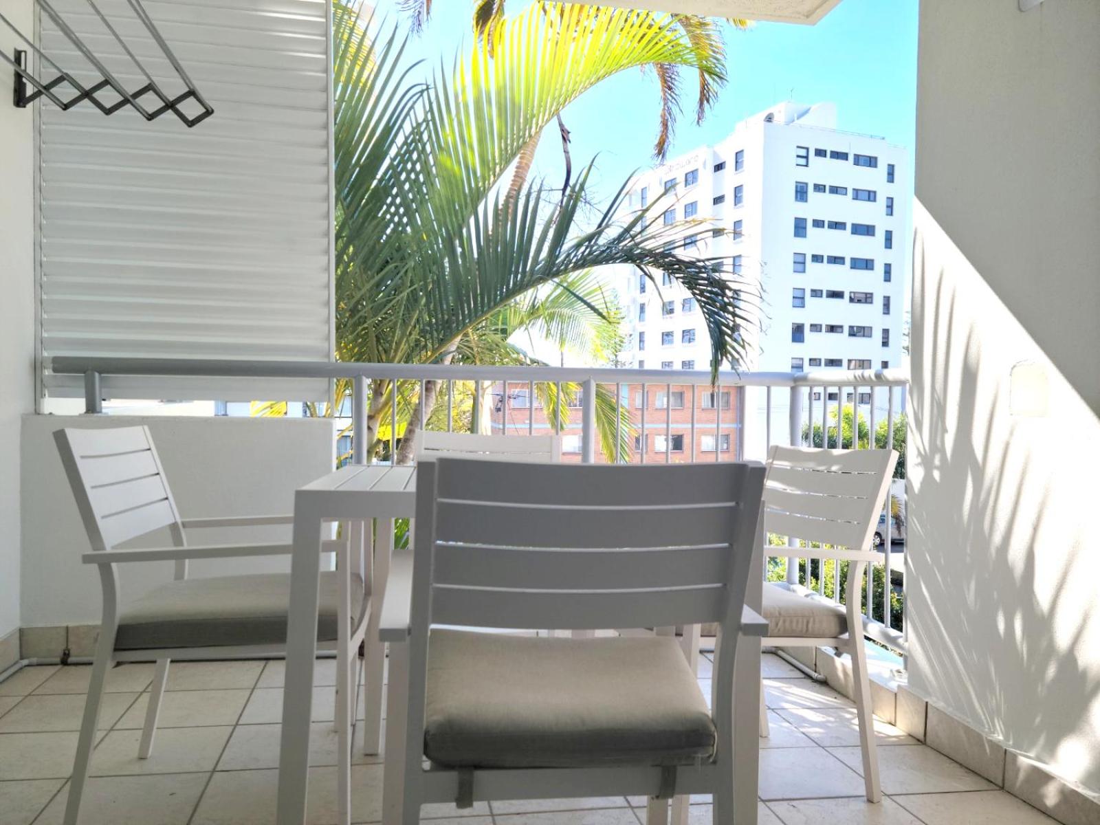 Mooloolab Beach Paradise 2 bedroom Unit - 350m from Beach