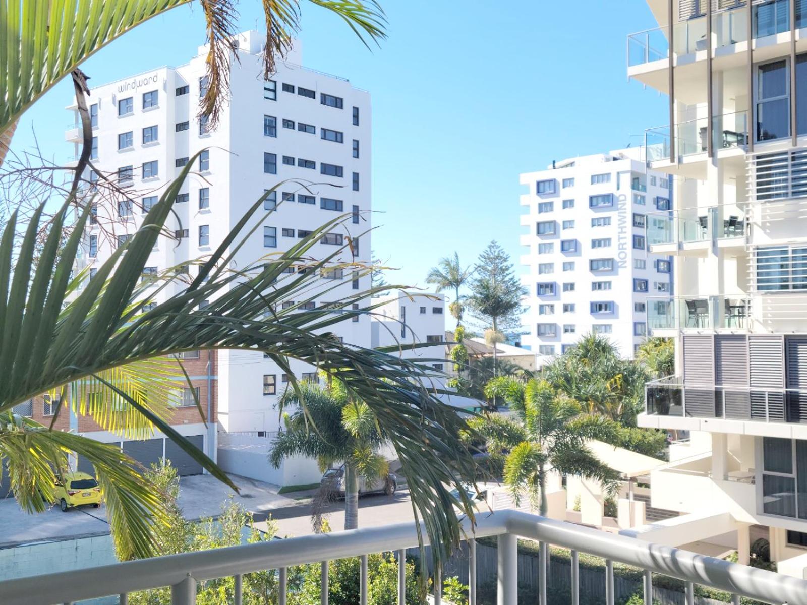 Mooloolab Beach Paradise 2 bedroom Unit - 350m from Beach