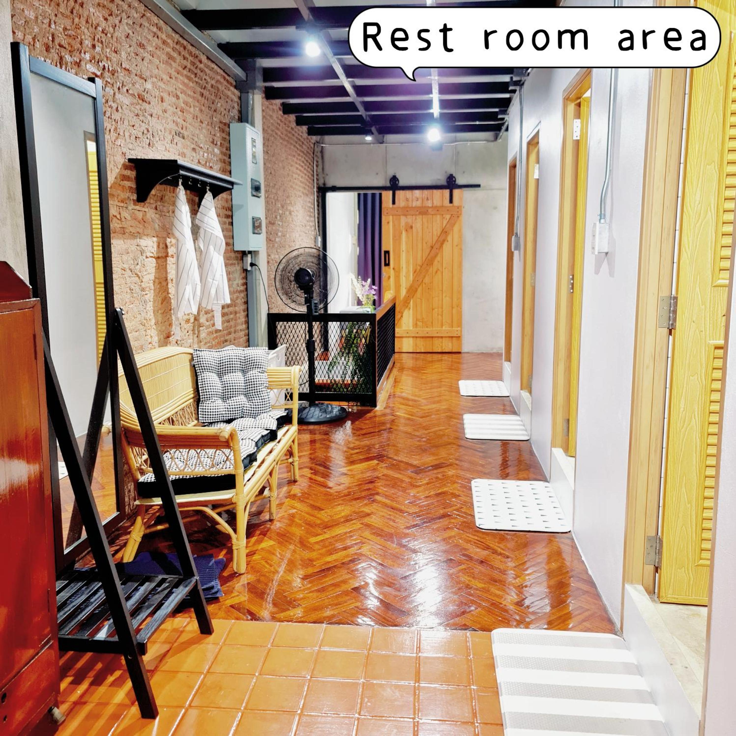 MEEMAW'S House Hostel