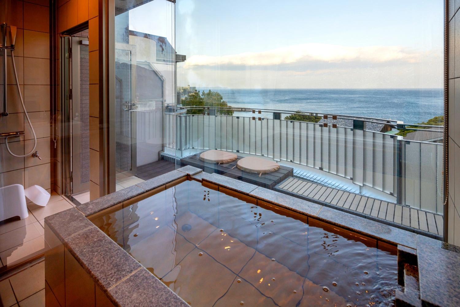 Auberge Fontaine Bleau Atami