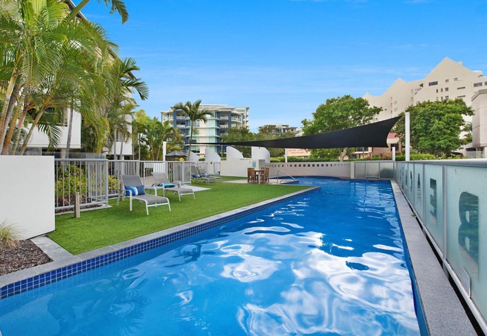 Mooloolab Beach Paradise 2 bedroom Unit - 350m from Beach