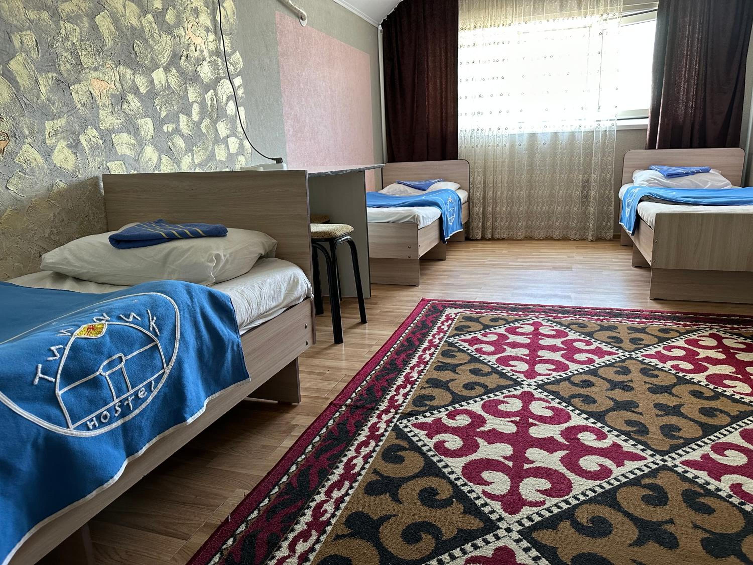 Tunduk Hostel