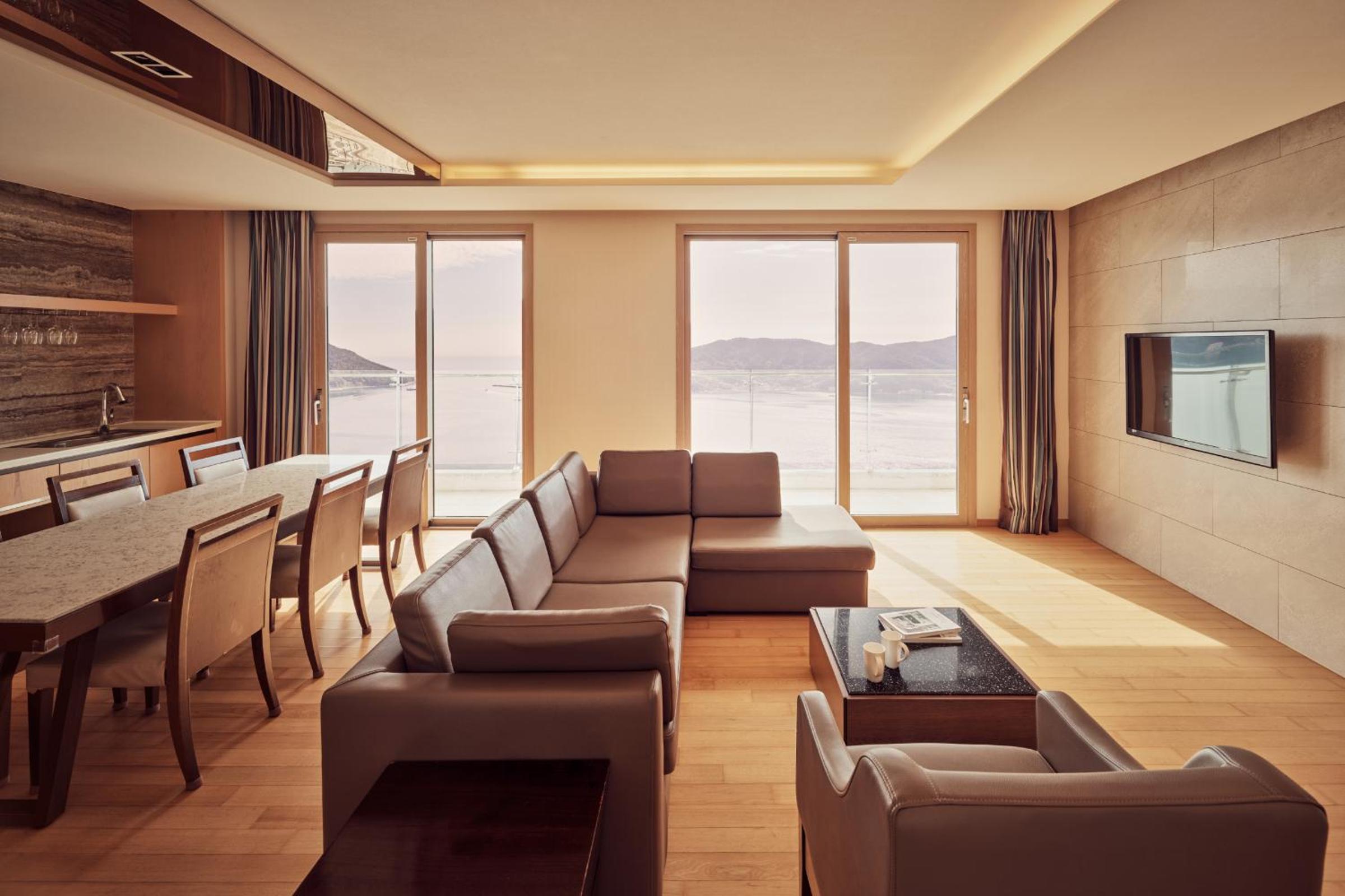 Sono Calm Geoje 24