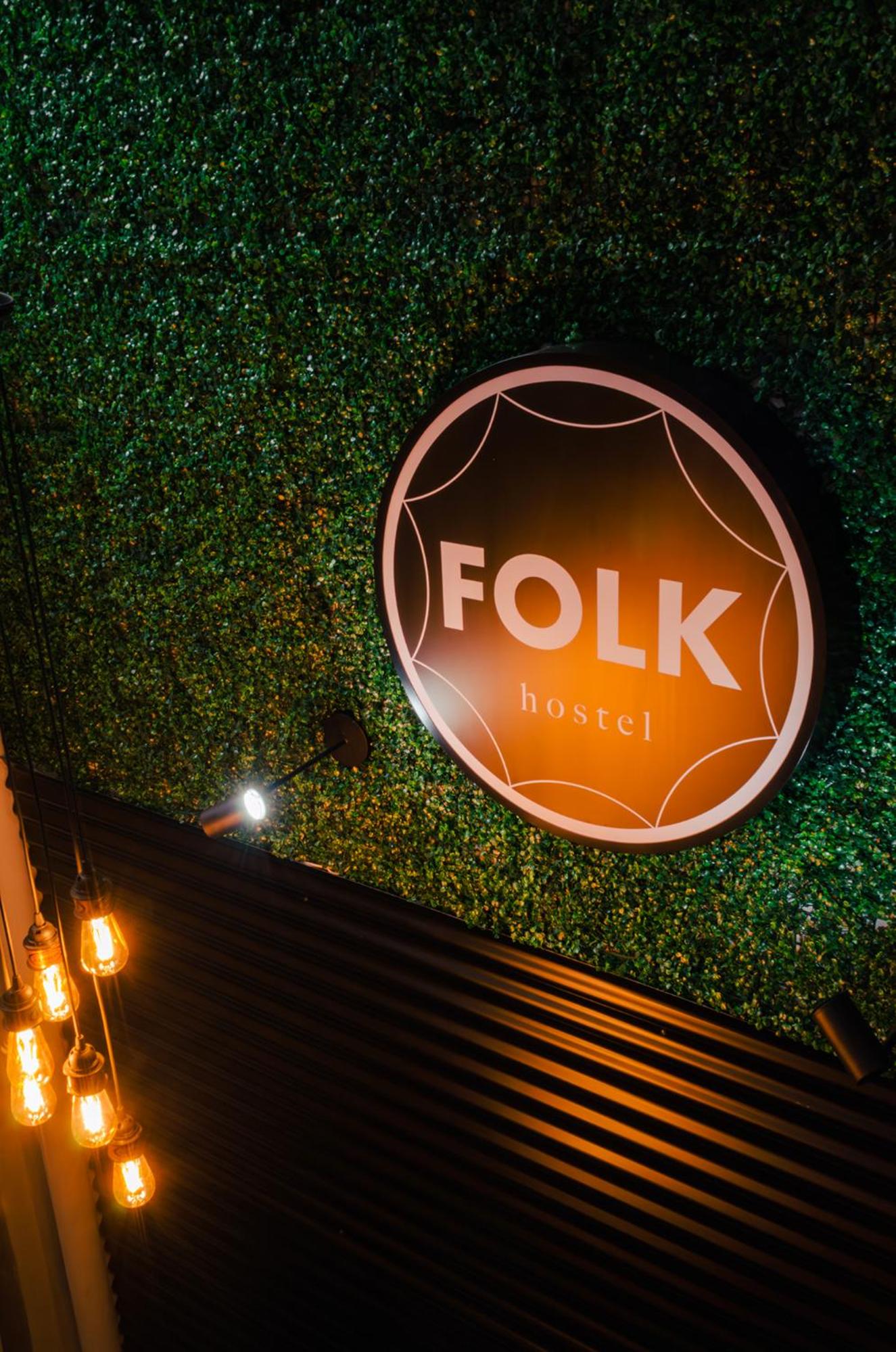 Folk Palermo