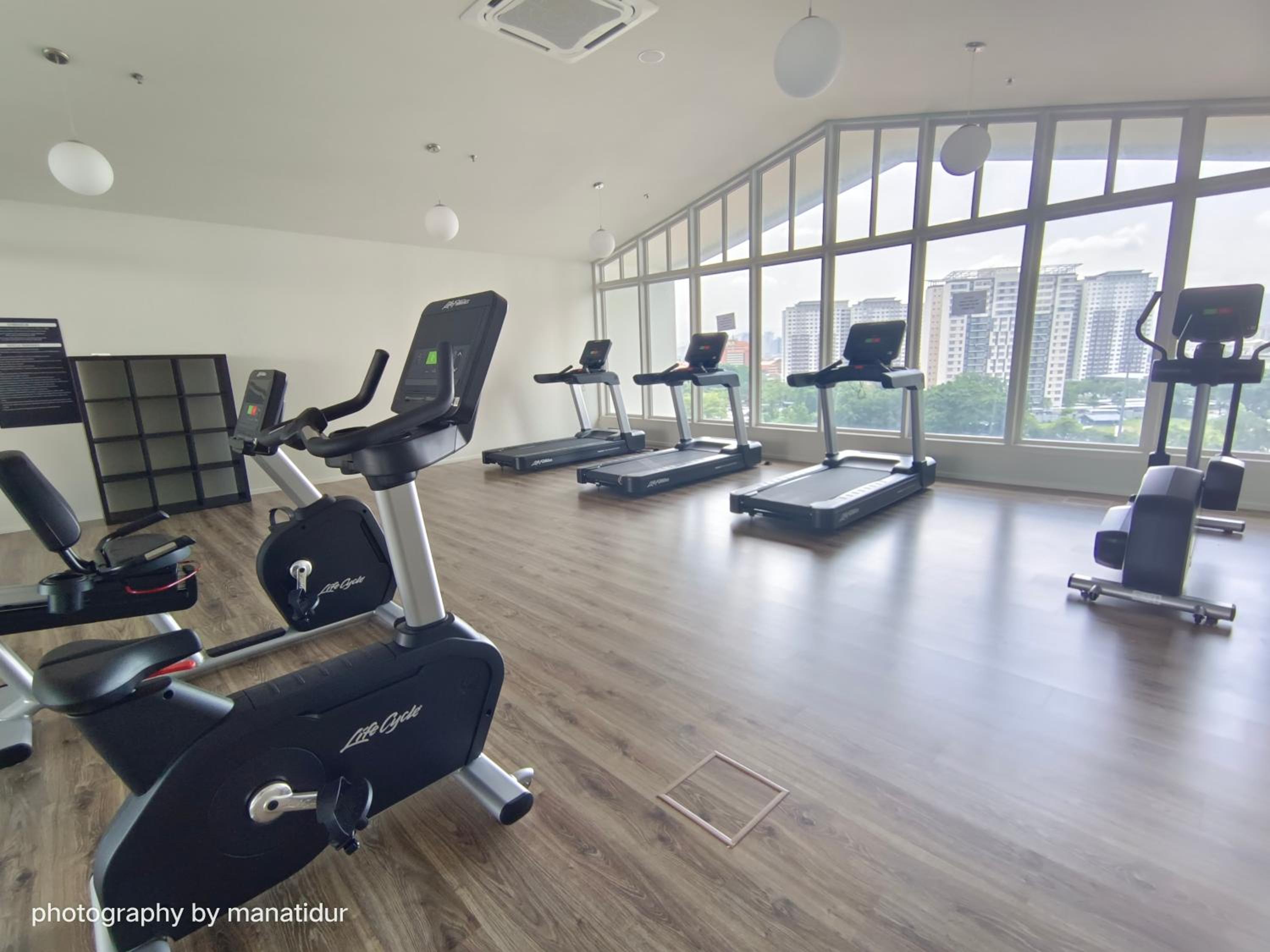 UNA Serviced Apartment by manatidur