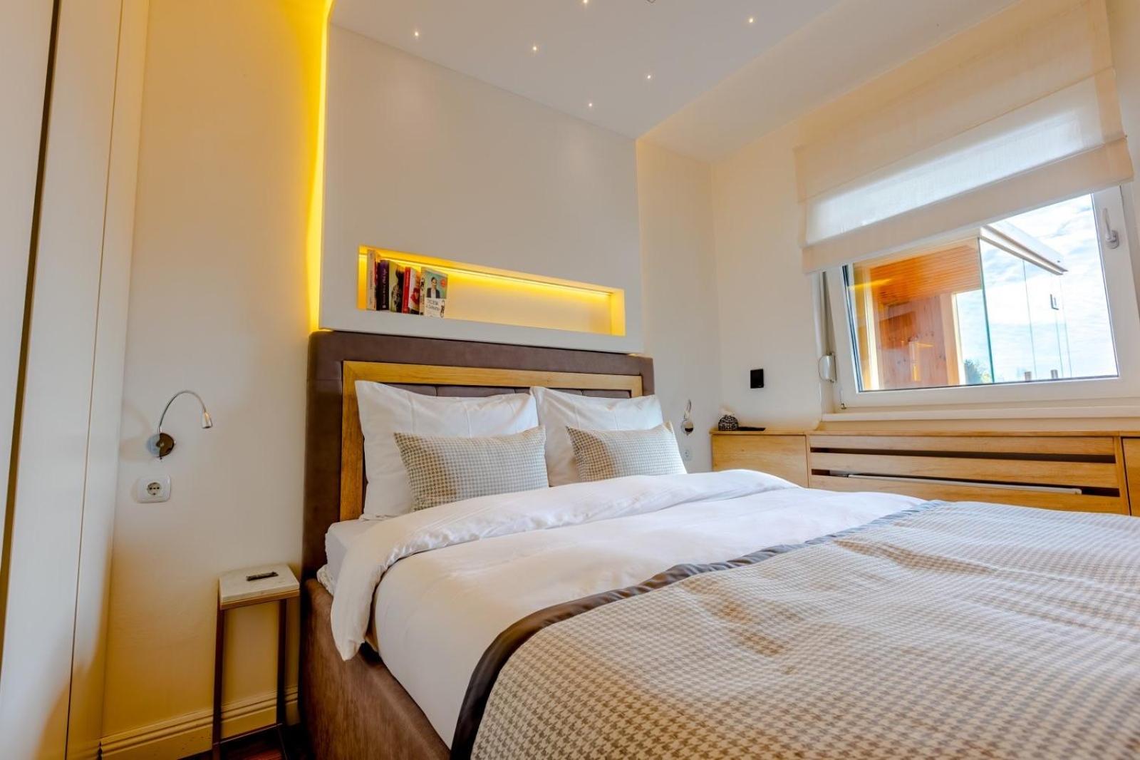 Platinum_Luxury_Apartment II