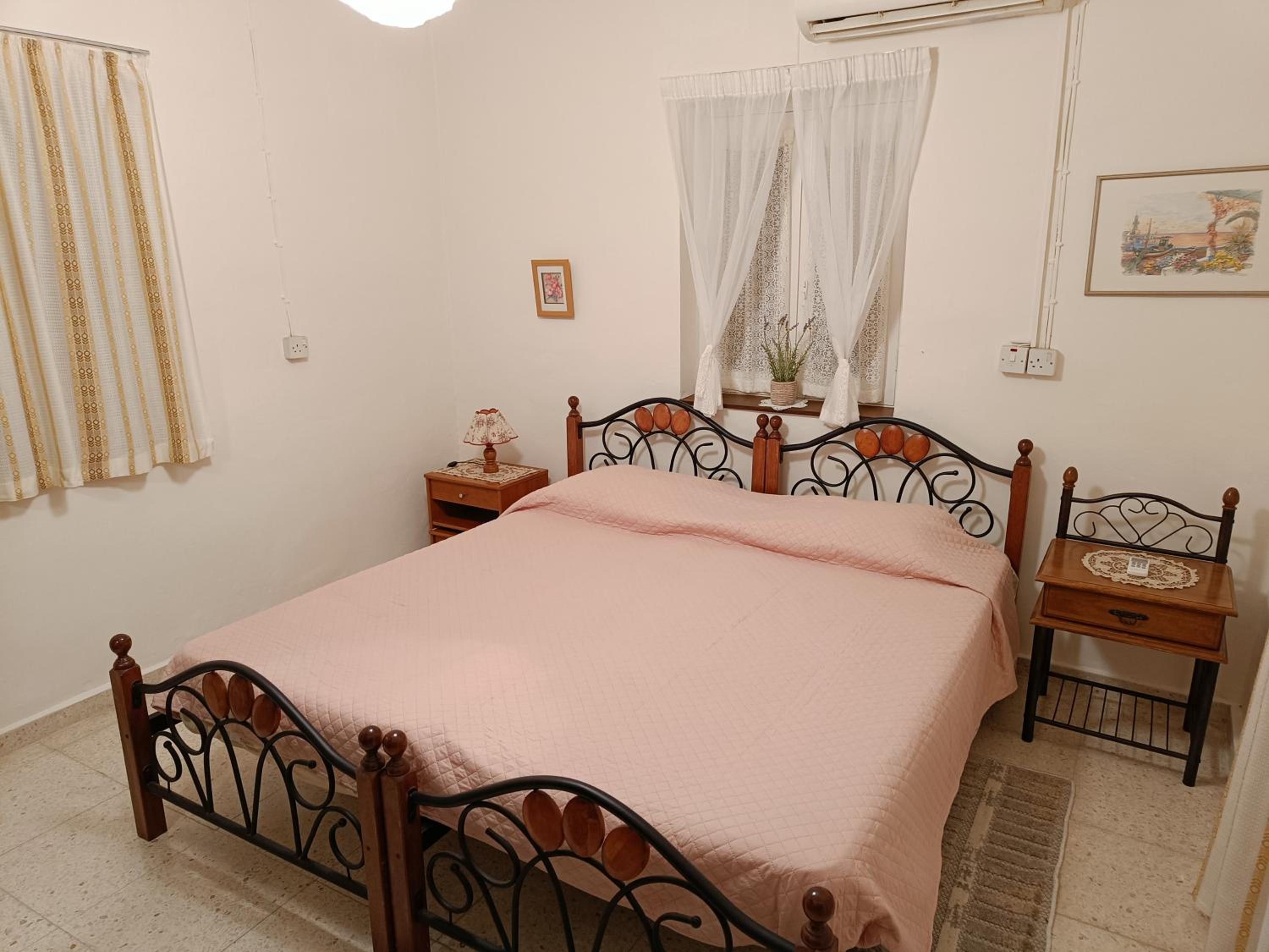 The Grapevine Guest House