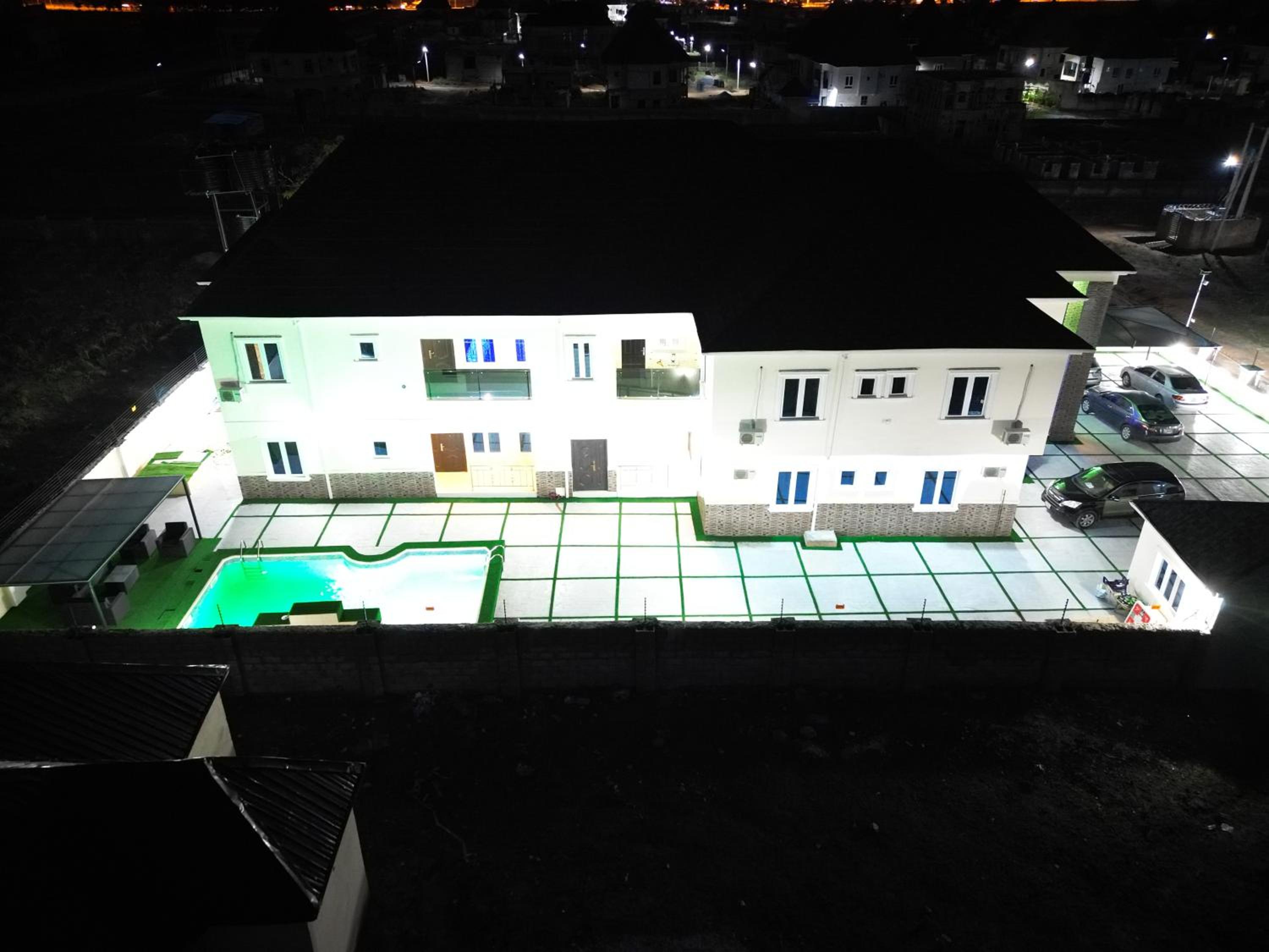 Havre Luxury Apartment view 2
