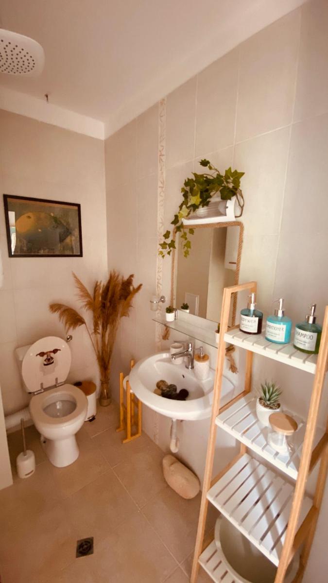 Studio Seaven, Lozenets