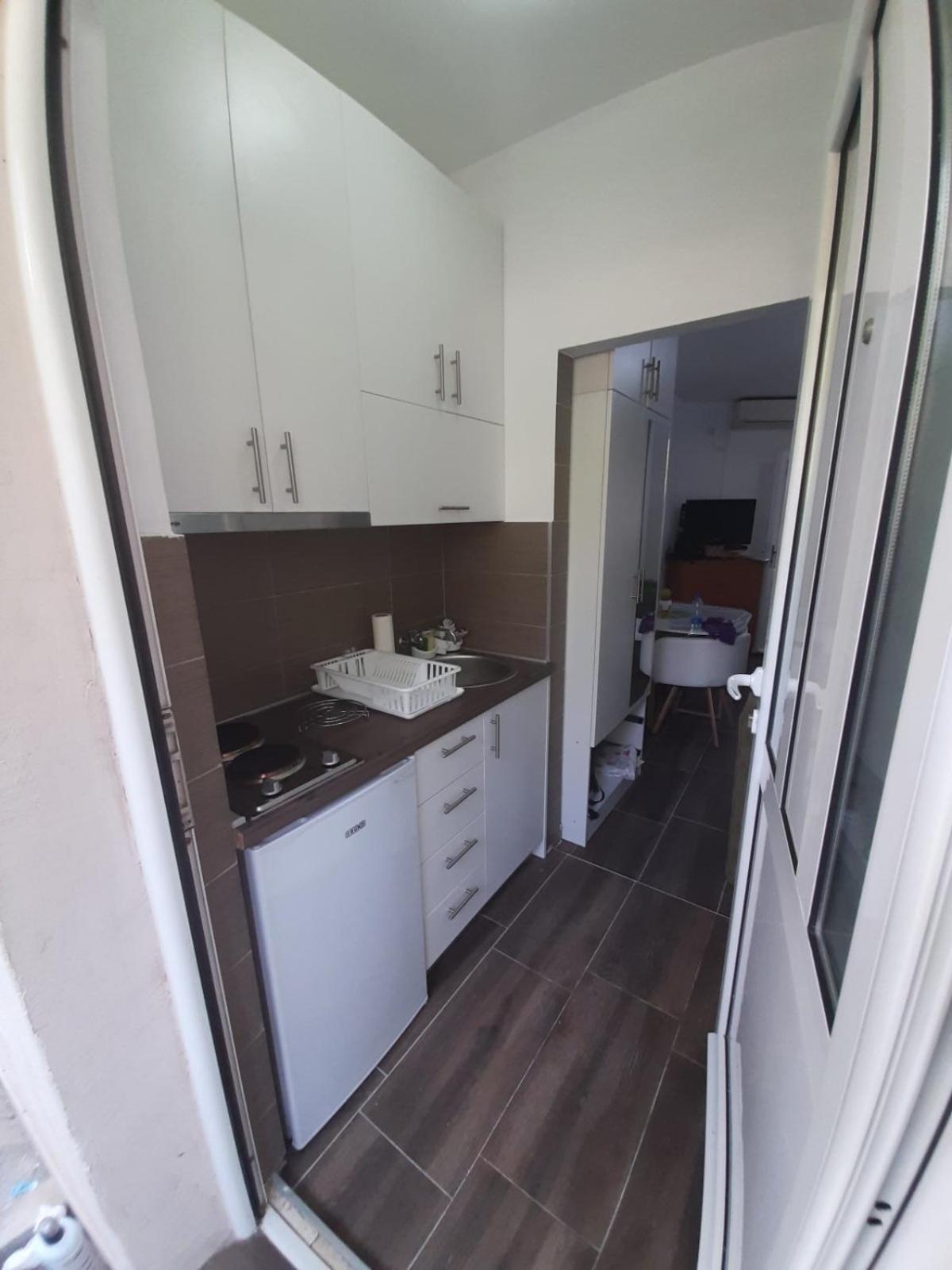 Apartment Happy