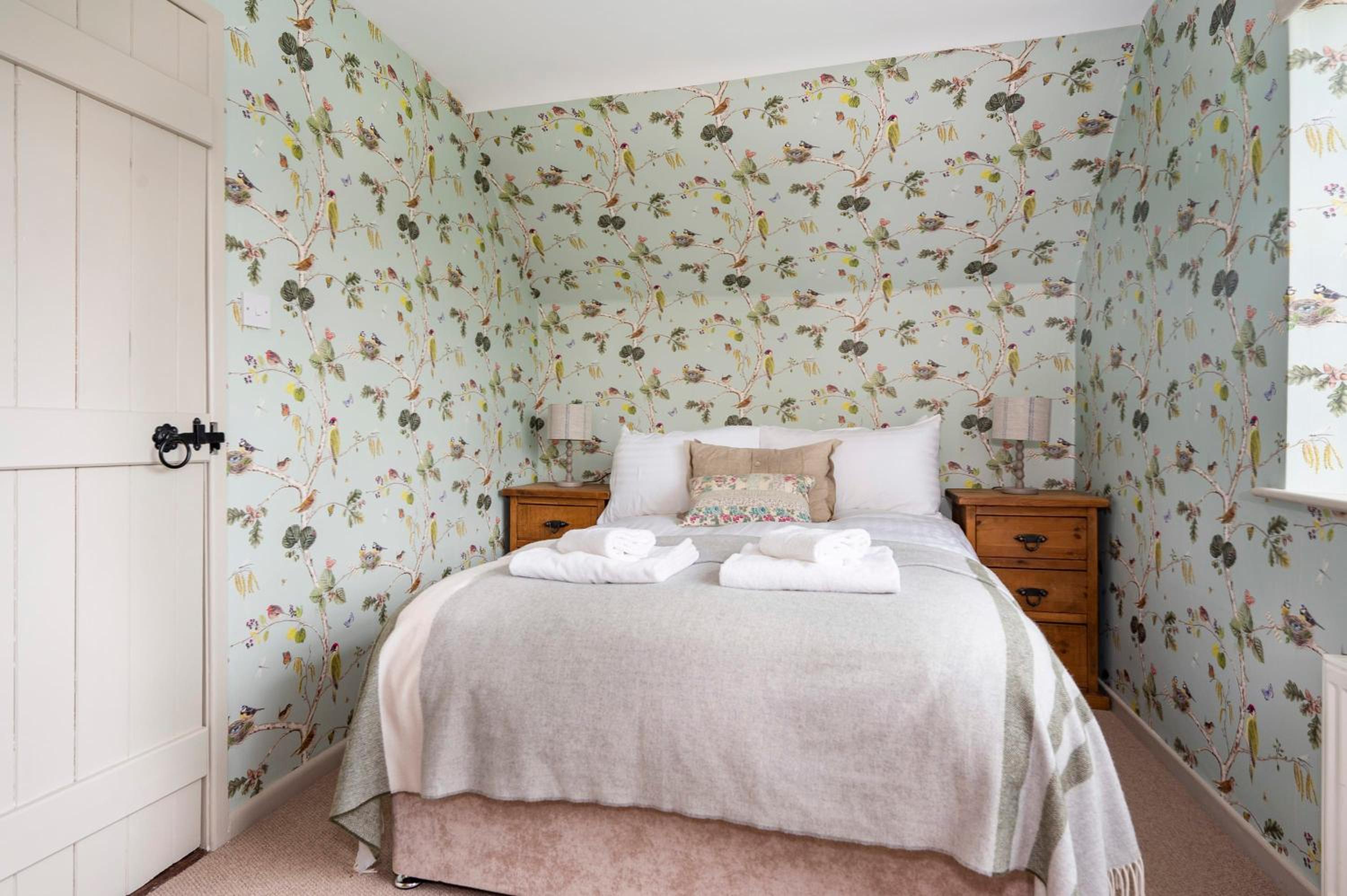Sudbury Vacations - Pats' Place Long Melford - Property Image 5