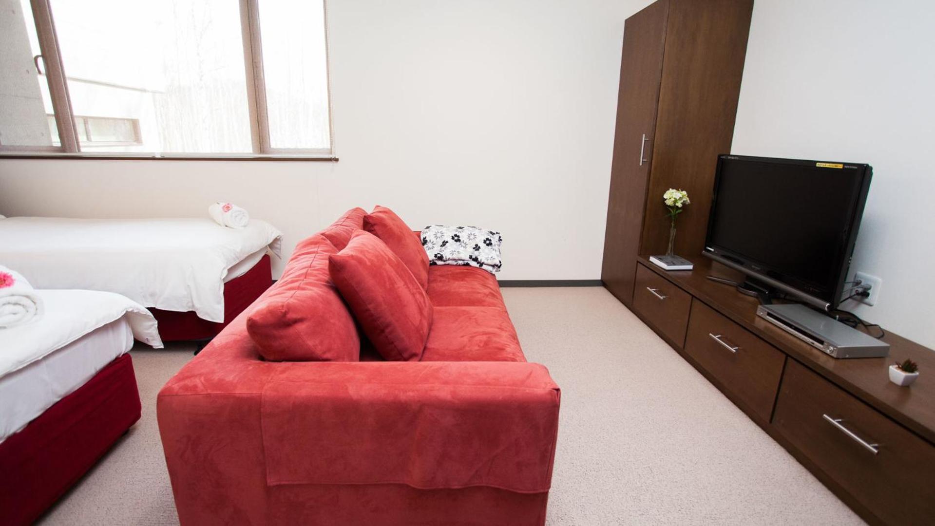 Toshokan Townhouse