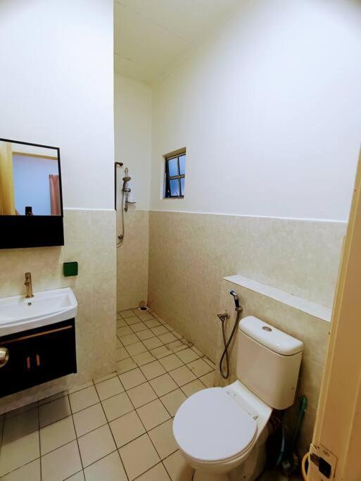 Tenang Retreat Holiday Home 3Bedroom 3Bath 2Parking photo 8